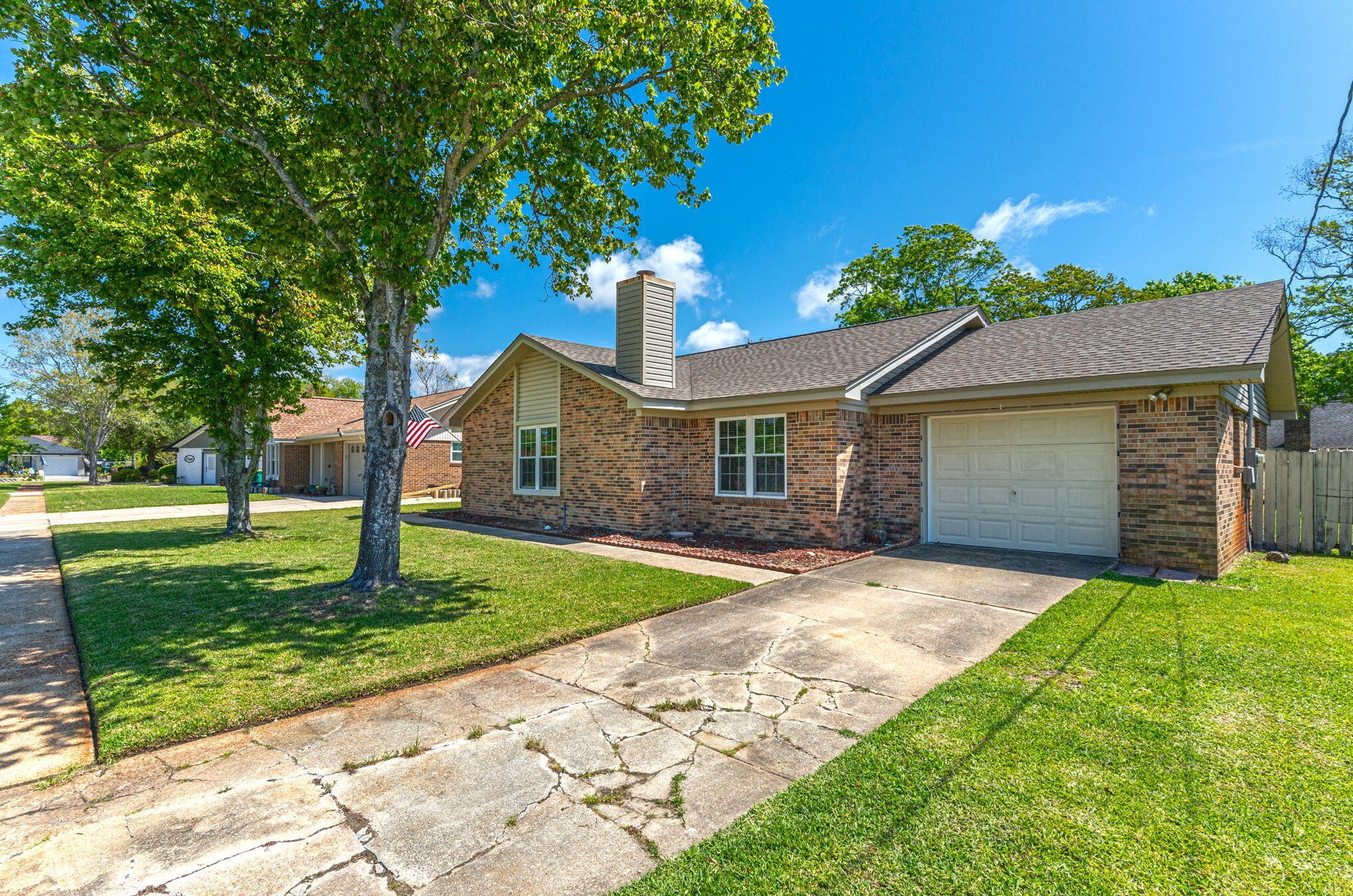 703 Avenue Due Fontaine Bleau, Mary Esther, FL 32569-2305