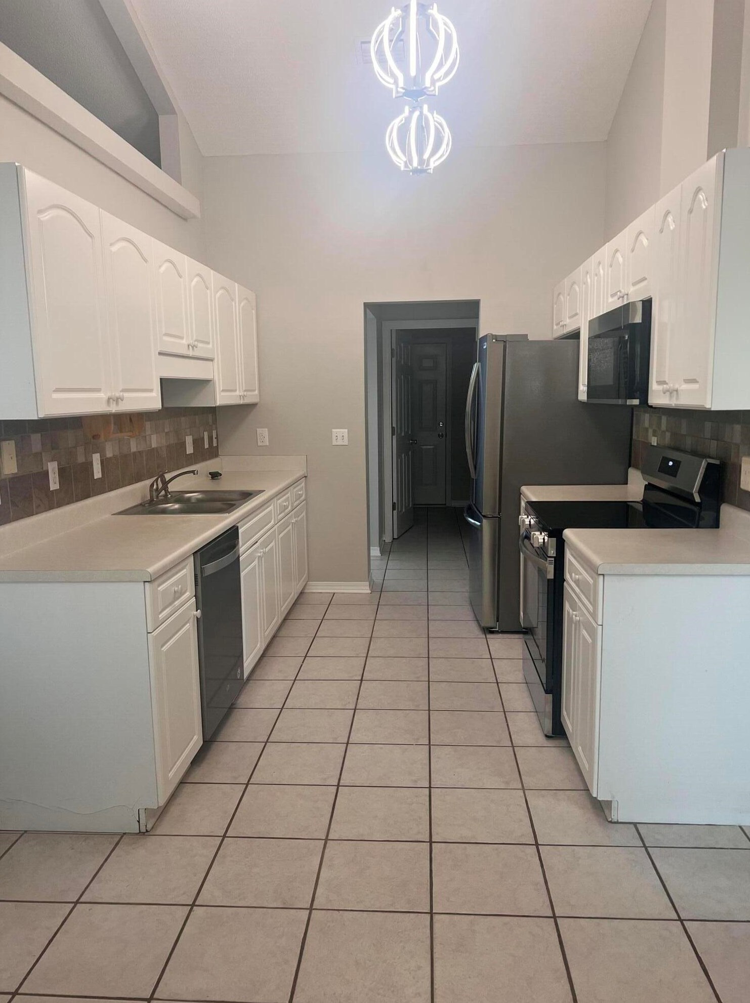 611 Risen Star Dr, Crestview, FL 32539