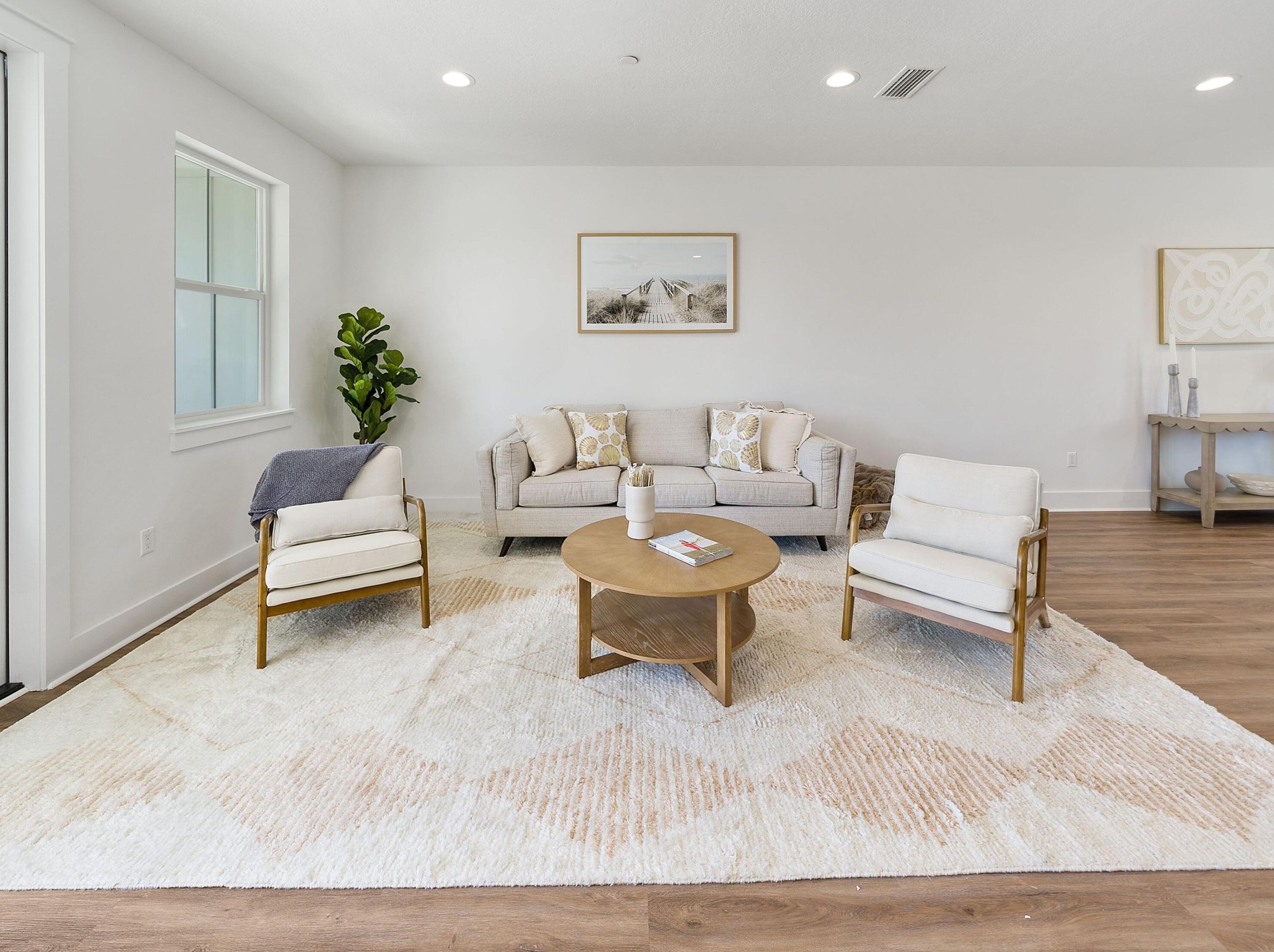 5300 Thomas Dr, Panama City FL 32408-6125 exterior