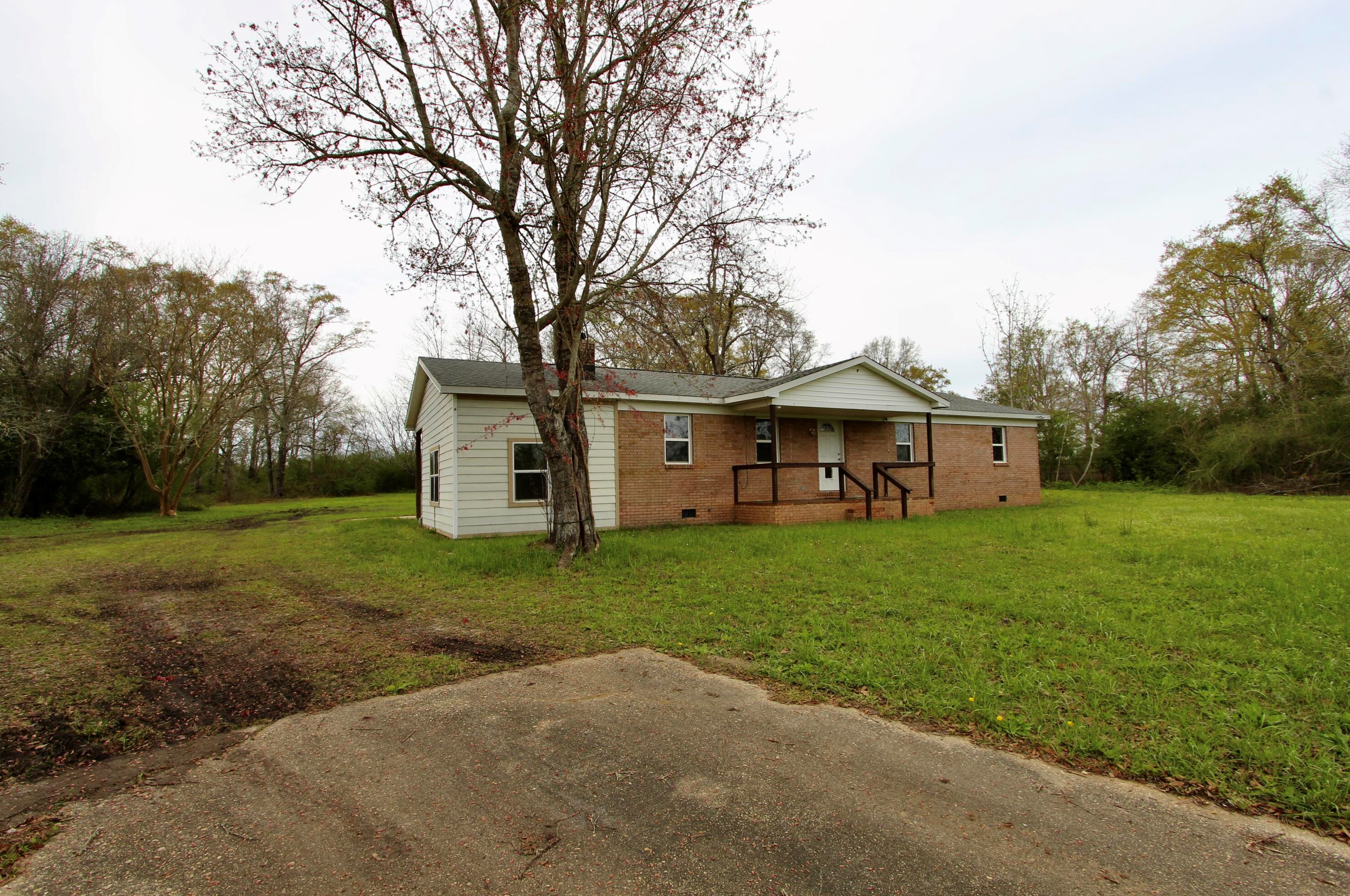 5770 Griffith Mill Rd, Crestview, FL 32531
