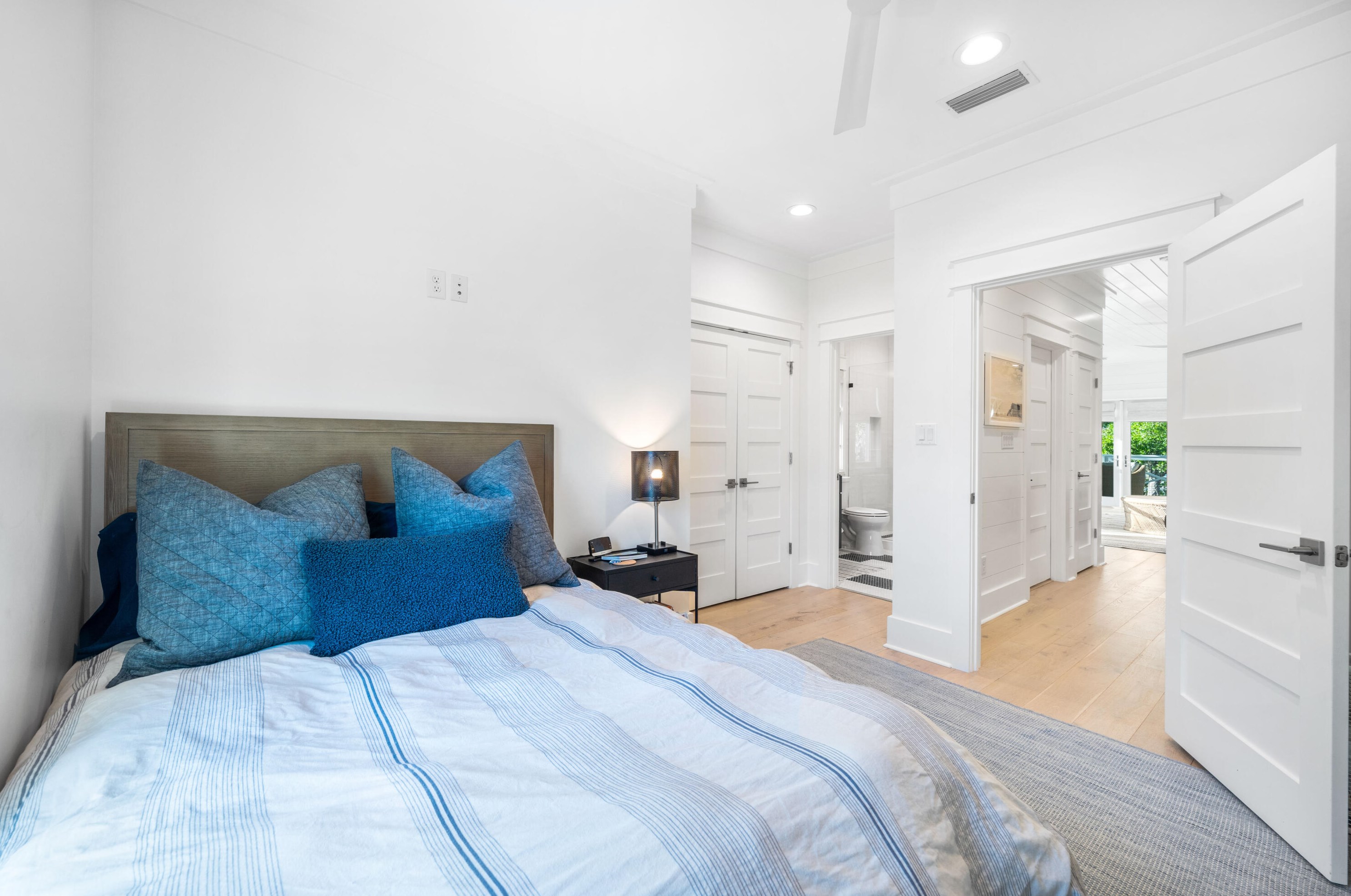 85 Beacon Point Dr, Santa Rosa Beach FL  32459-2611 exterior