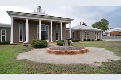 261 Us-90, Defuniak Springs, FL 32433 - Photo 2