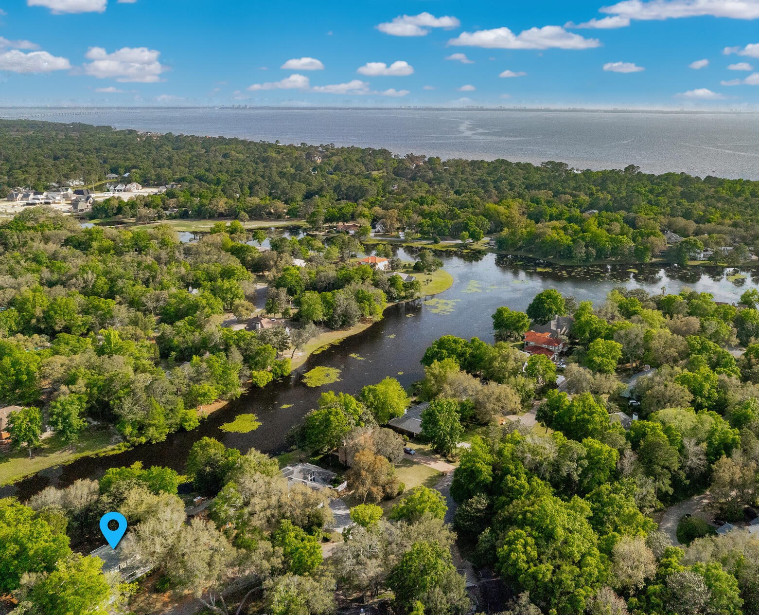 344 Oaklake Ln, Niceville FL  32578-4400 exterior