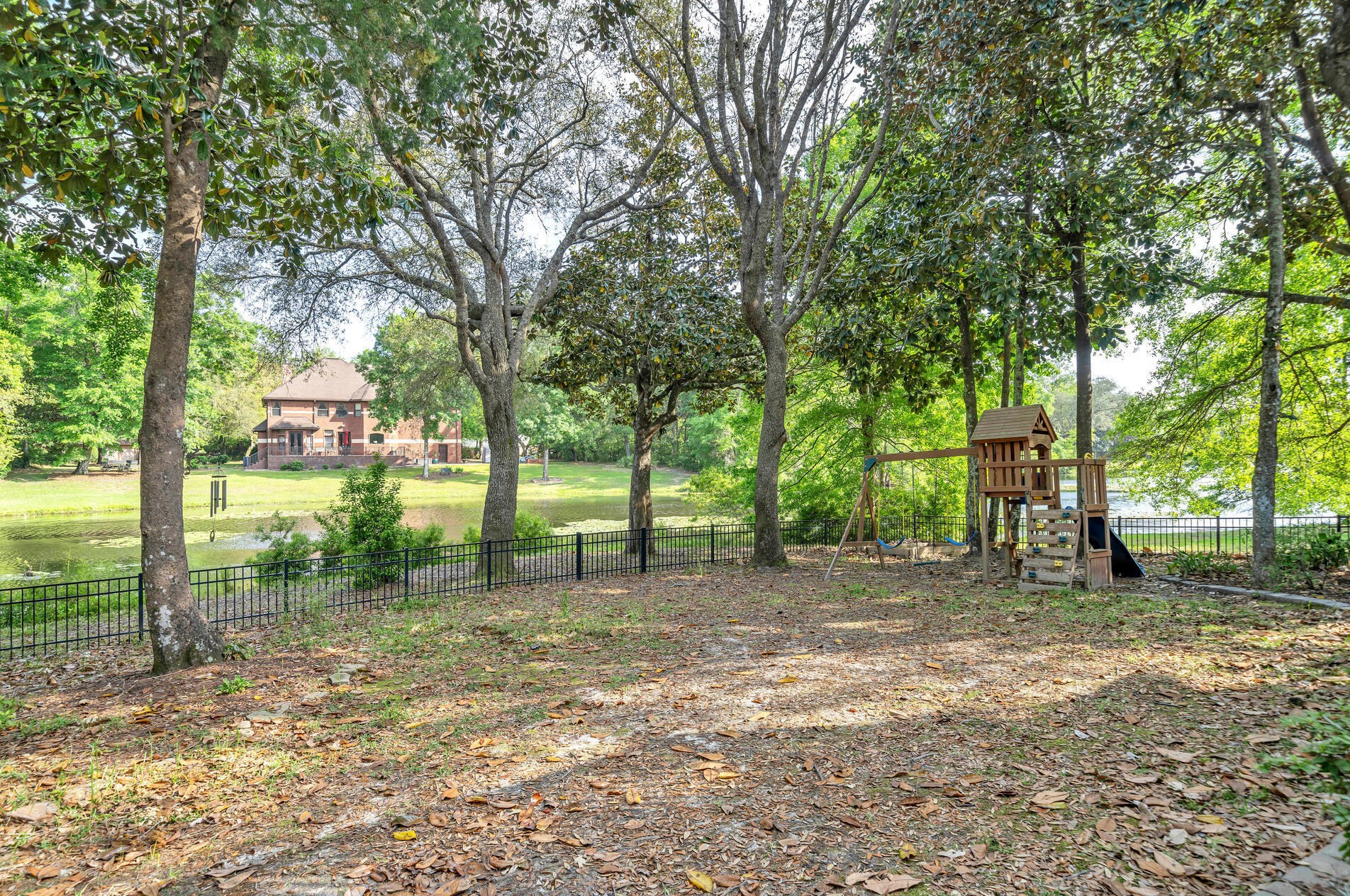 344 Oaklake Ln, Niceville FL  32578-4400 exterior