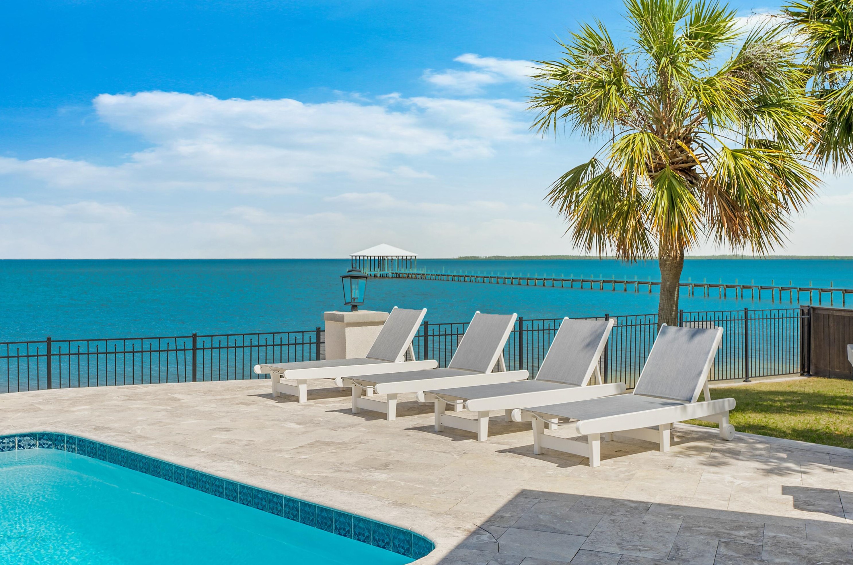 3301 Harbour Pl, Panama City FL 32405-1638 exterior