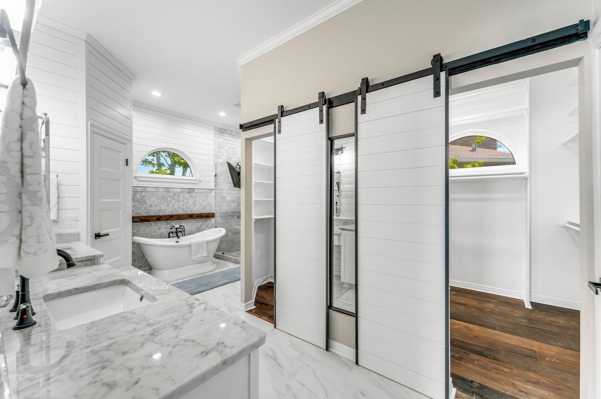 3301 Harbour Pl, Panama City FL 32405-1638 exterior