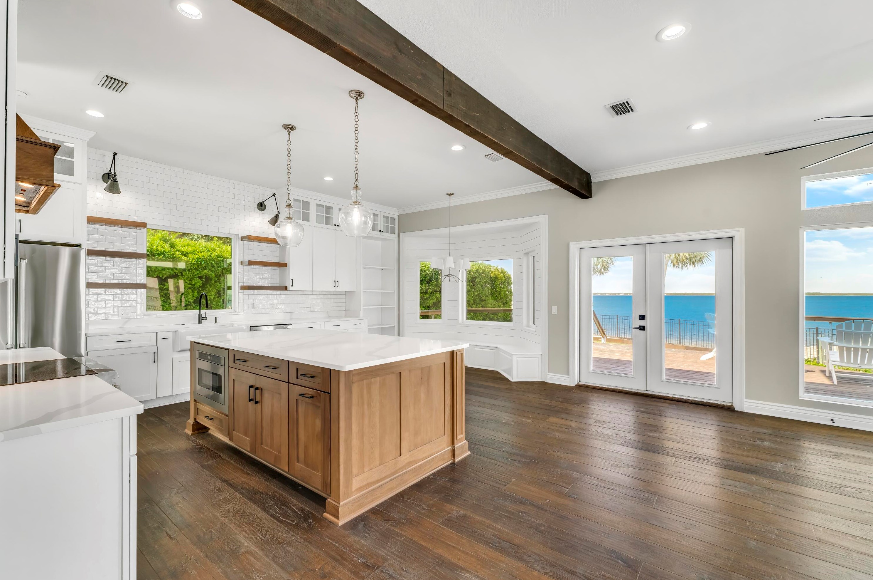 3301 Harbour Pl, Panama City FL 32405-1638 exterior