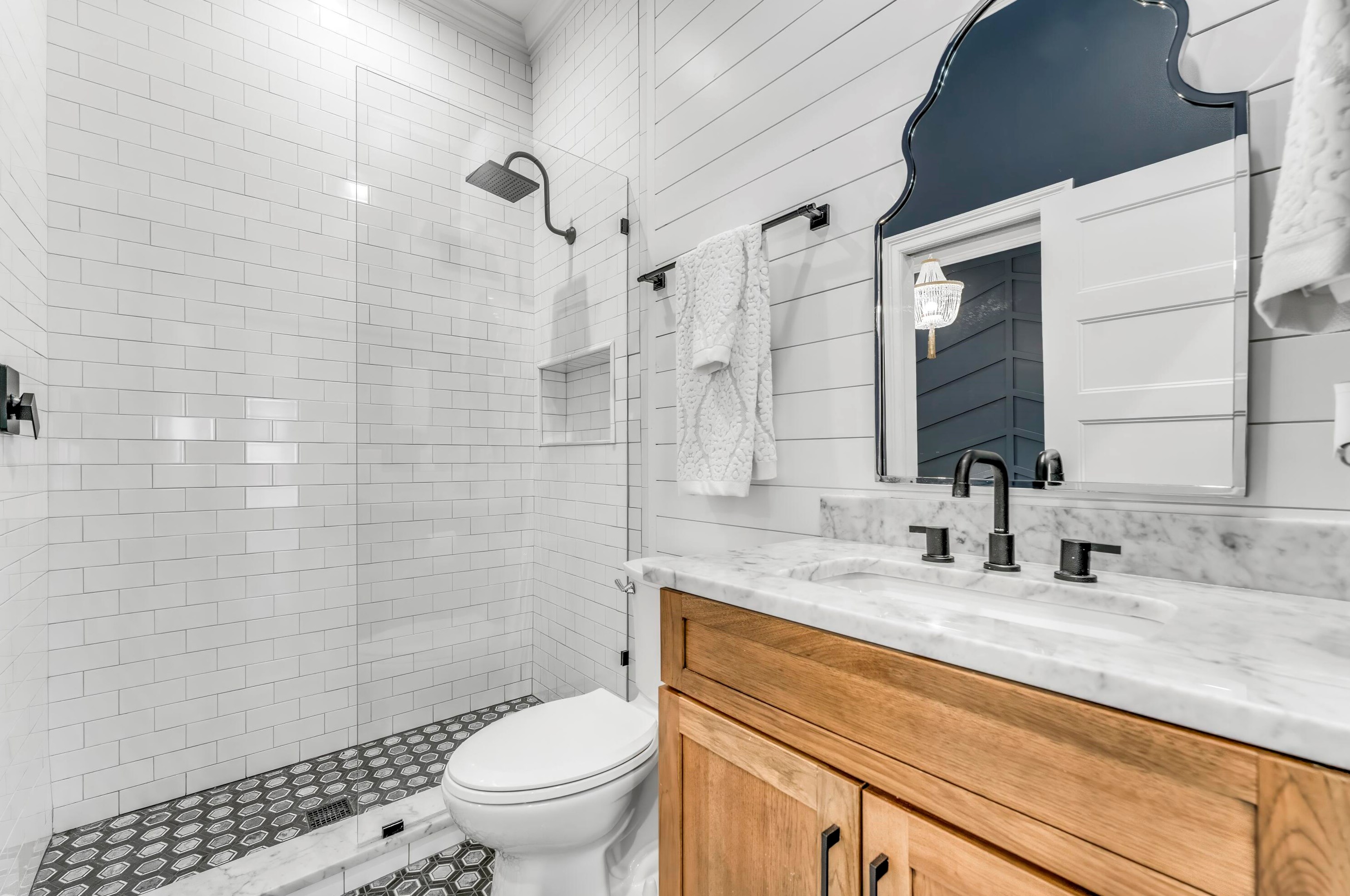 3301 Harbour Pl, Panama City FL 32405-1638 exterior