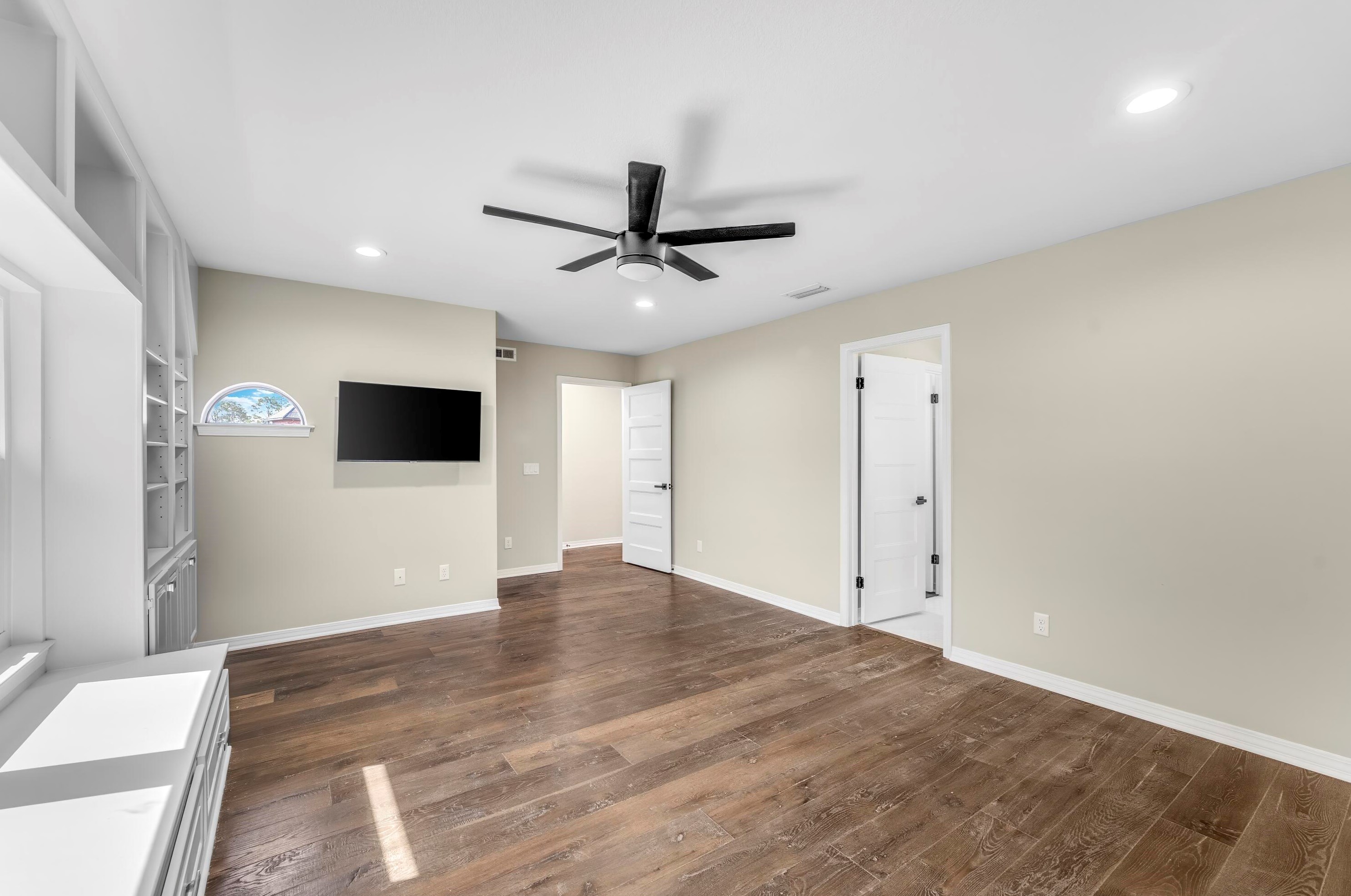 3301 Harbour Pl, Panama City FL 32405-1638 exterior