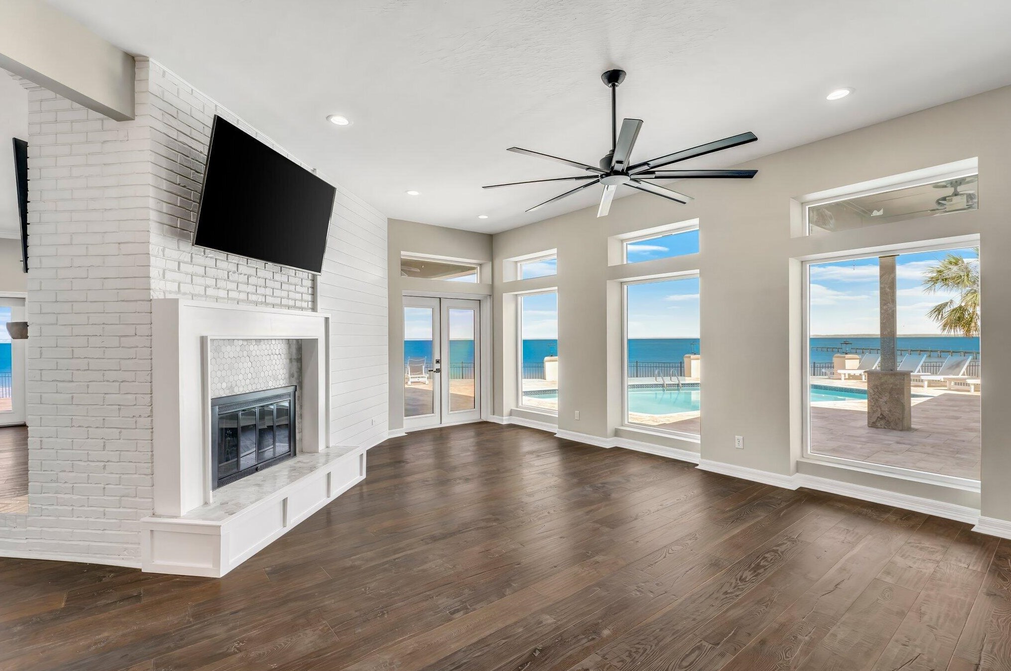 3301 Harbour Pl, Panama City FL 32405-1638 exterior