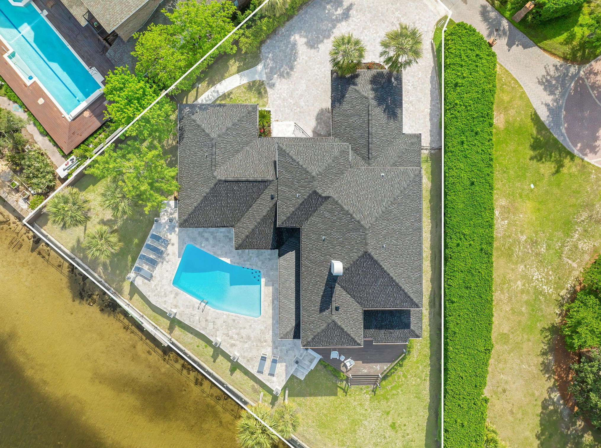 3301 Harbour Pl, Panama City FL 32405-1638 exterior