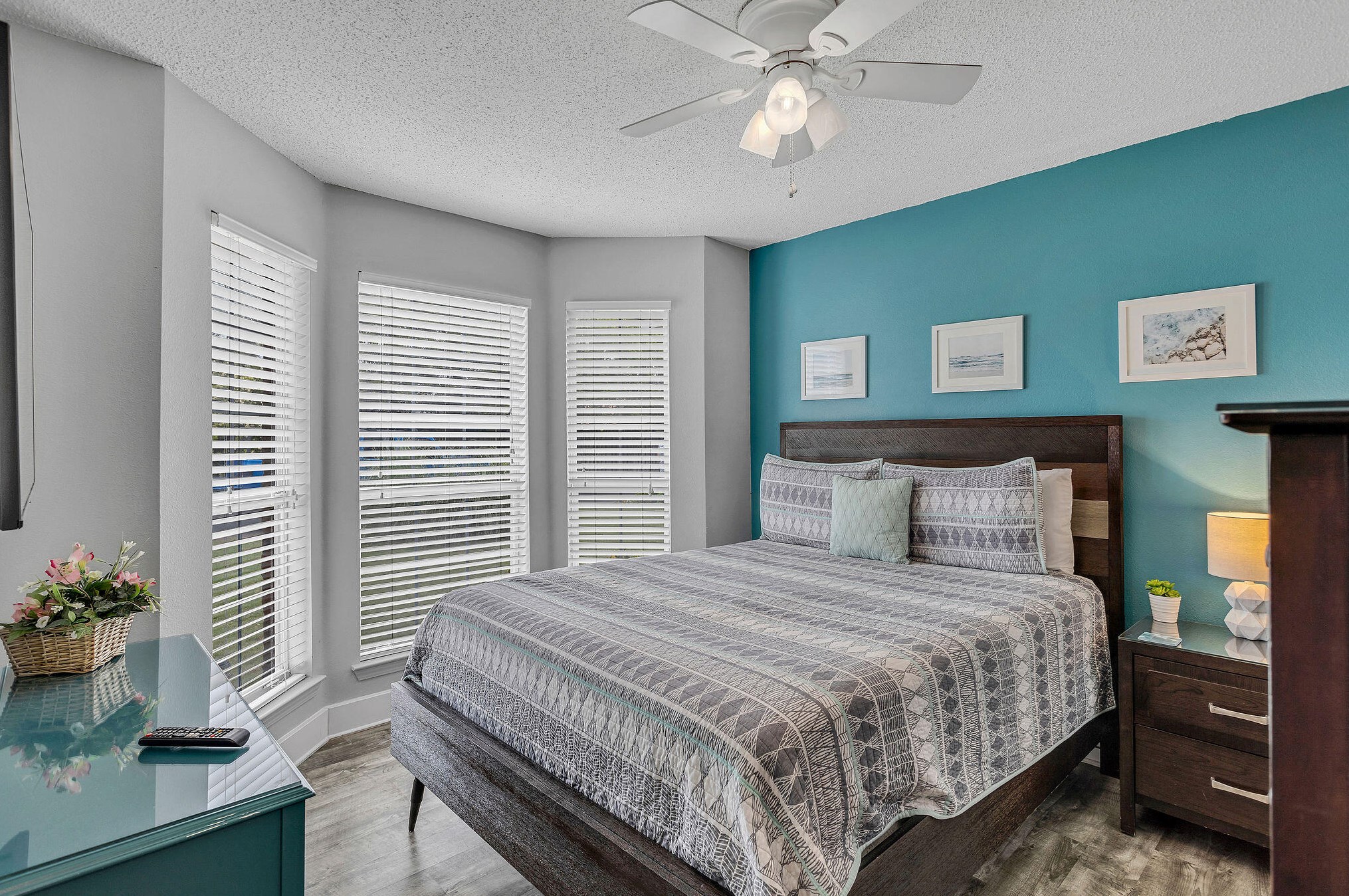 70 Leeward Dr, Destin FL 32550-7147 exterior