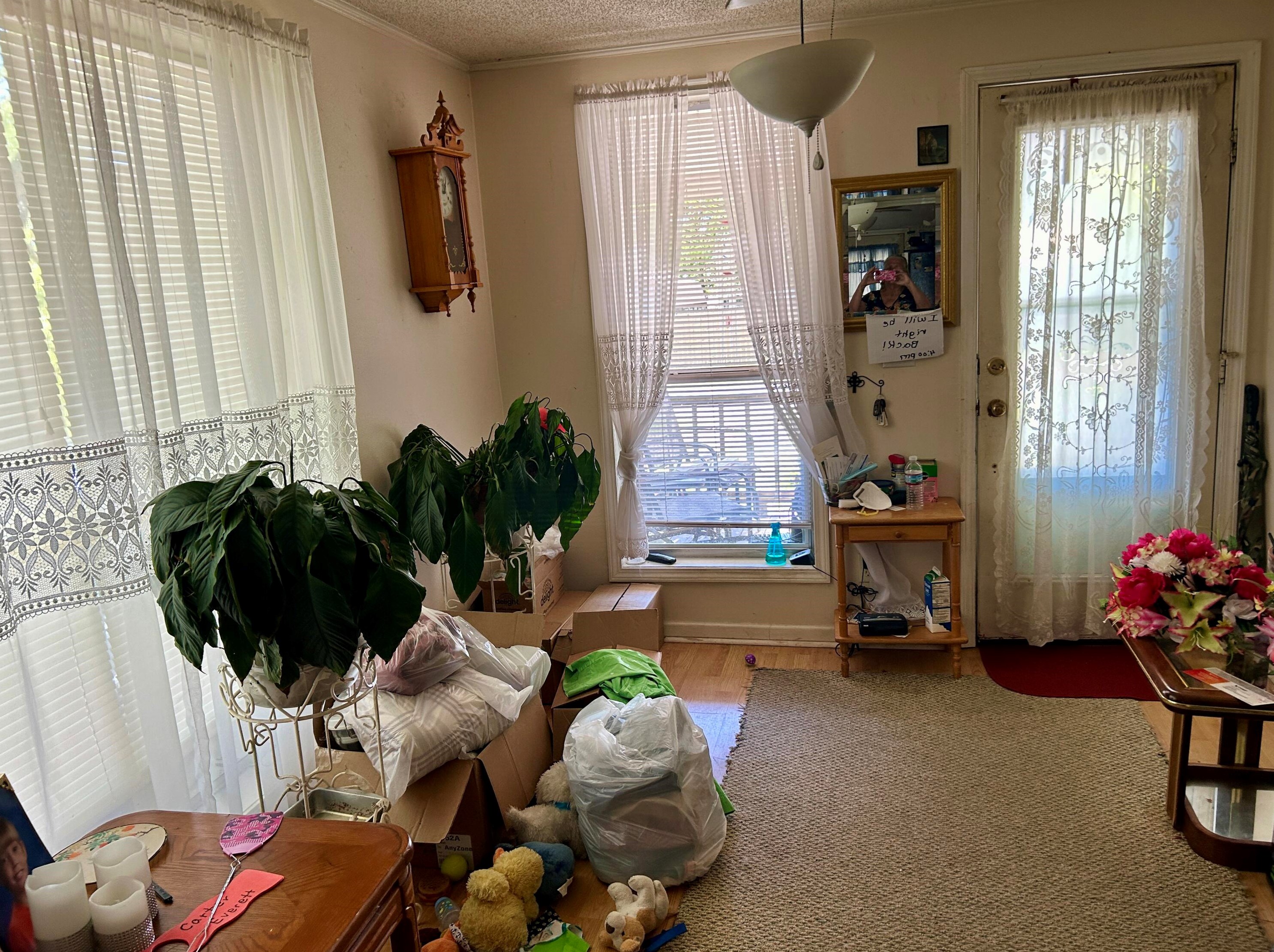 170 Indiana Ave, Caryville, FL 32425-2004