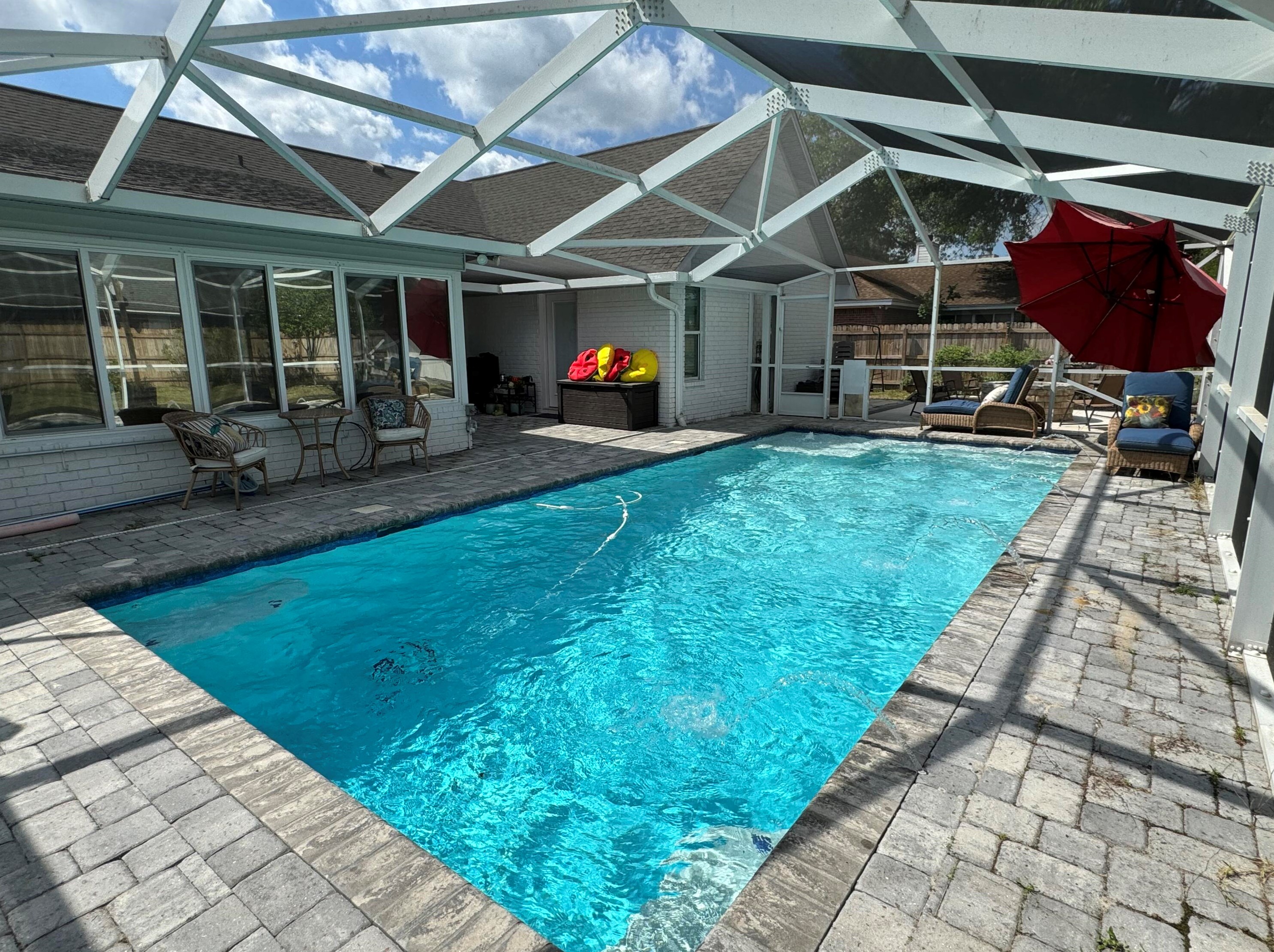 1620 Colwyn Dr, Cantonment, FL 32533