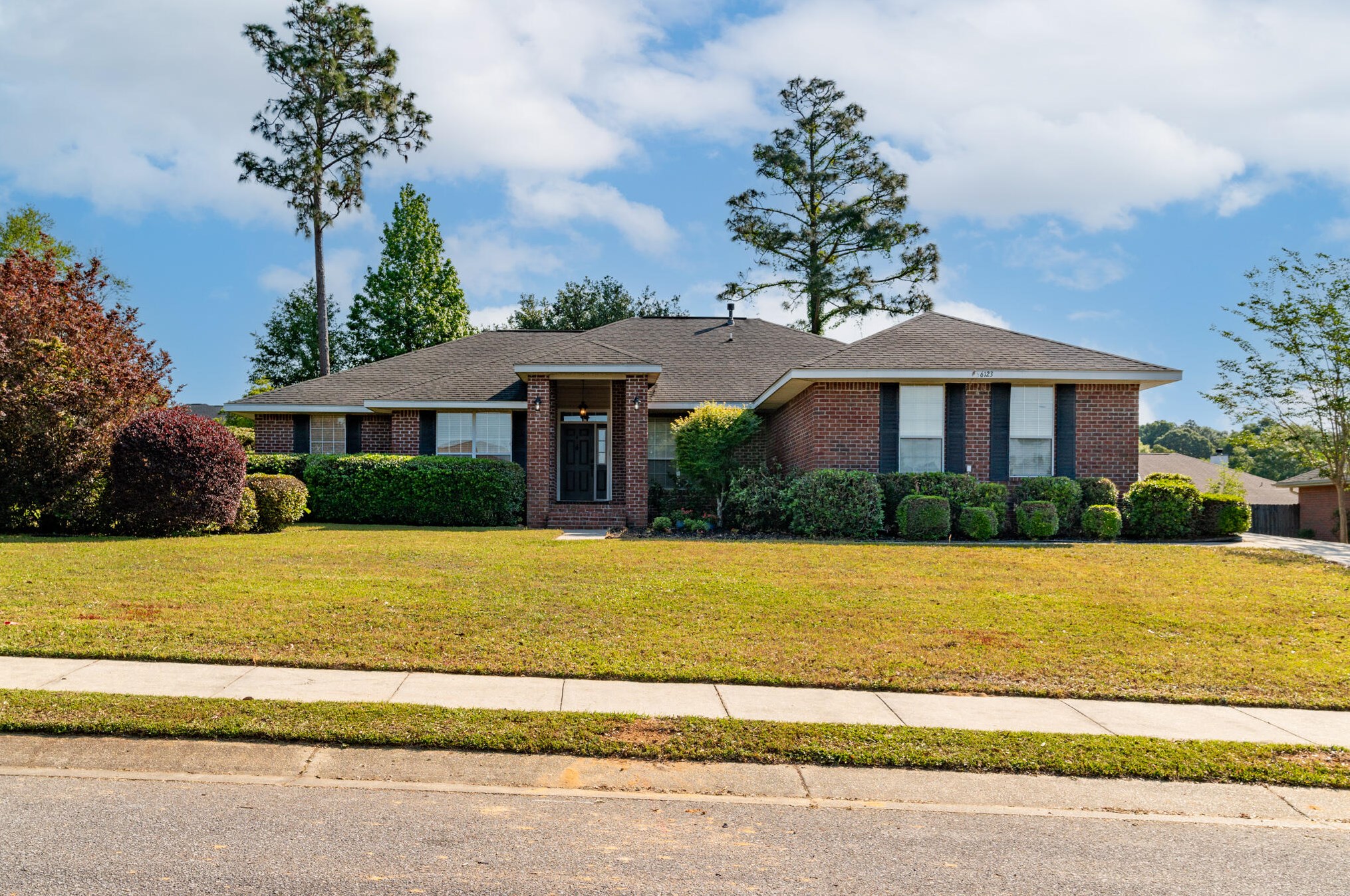 6123 Saddle Horse Ln, Crestview, FL 32536