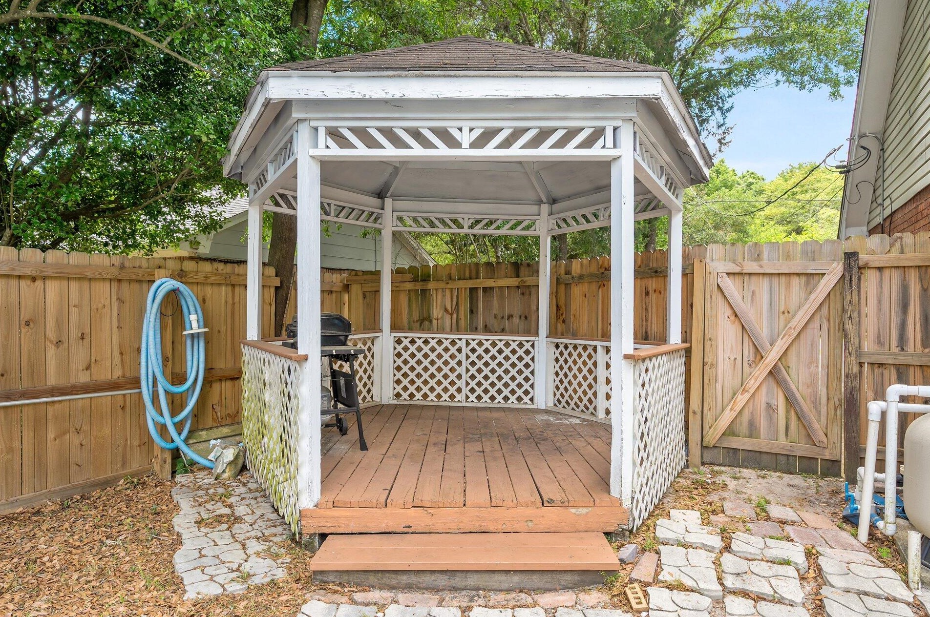 6540 Hunter St, Milton FL  32570-3216 exterior