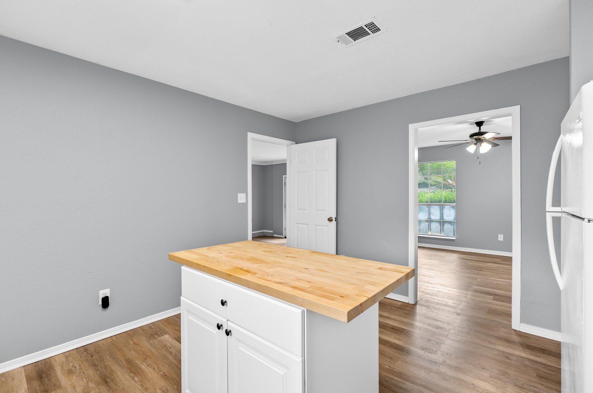 6540 Hunter St, Milton FL  32570-3216 exterior