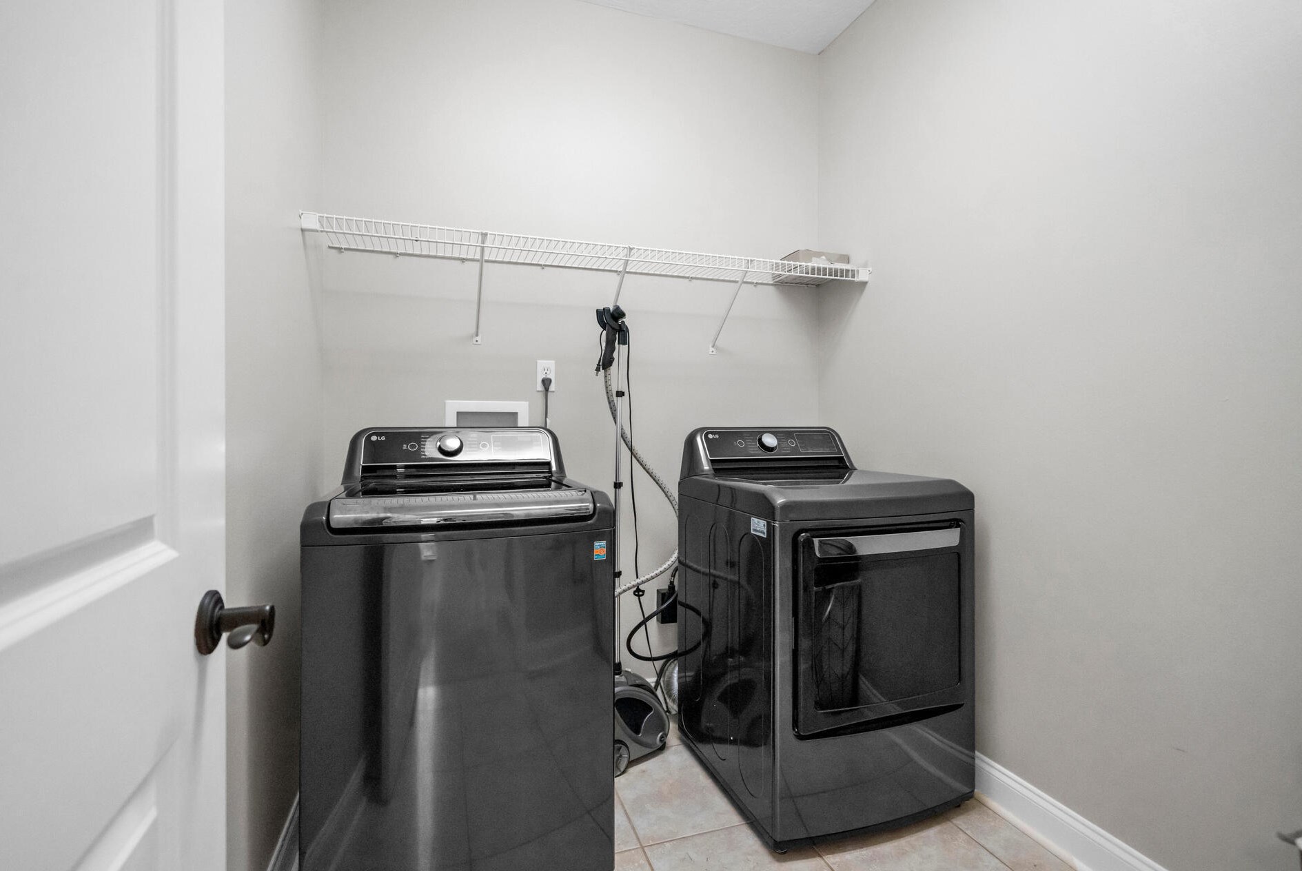 2 Plantation Oaks Dr, Mary Esther FL  32569-2902 exterior