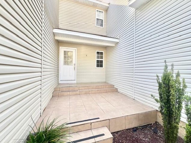 232 White St #apt 5, Niceville, FL 32578