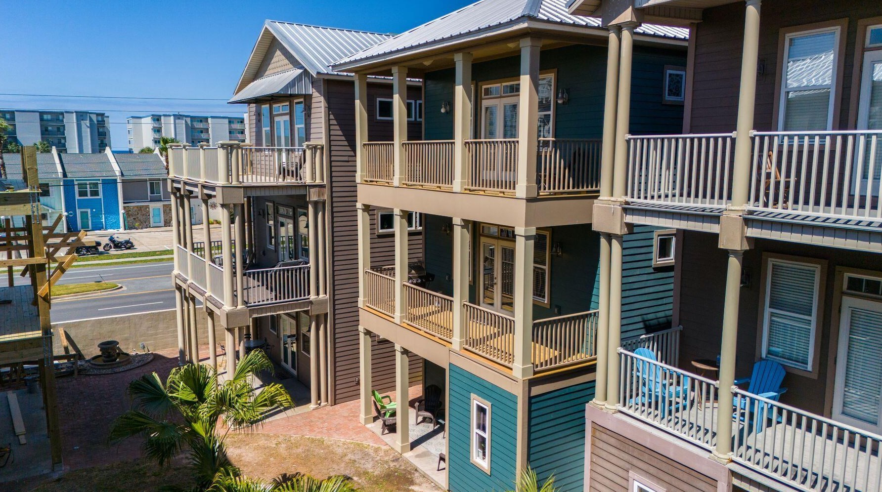 6238 Thomas Dr, Panama City, FL 32408