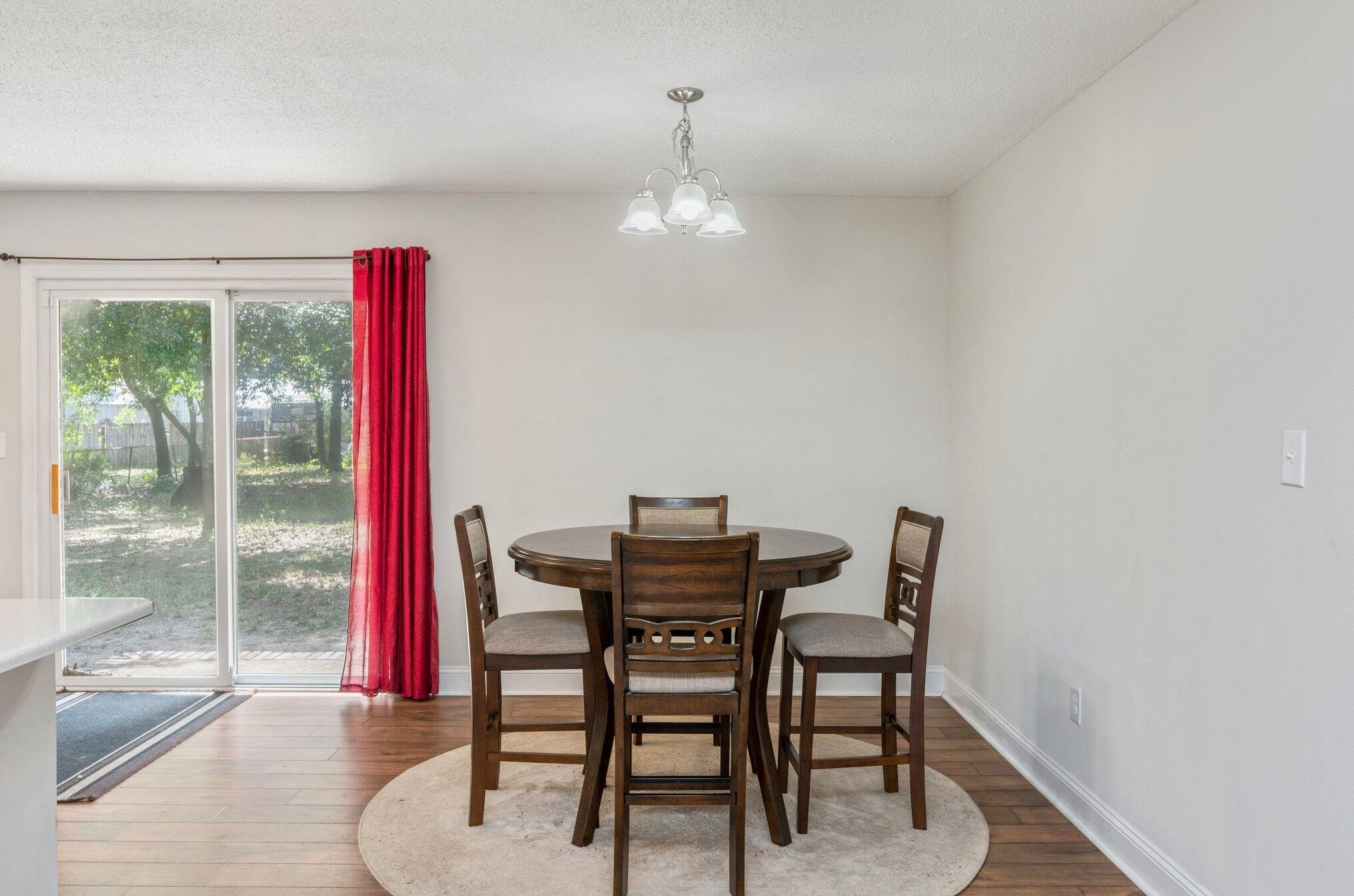 1215 Pinewood Ln, Crestview FL  32539-8509 exterior