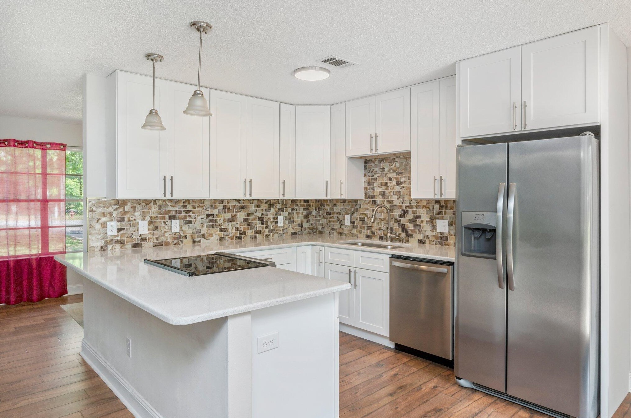 1215 Pinewood Ln, Crestview FL  32539-8509 exterior