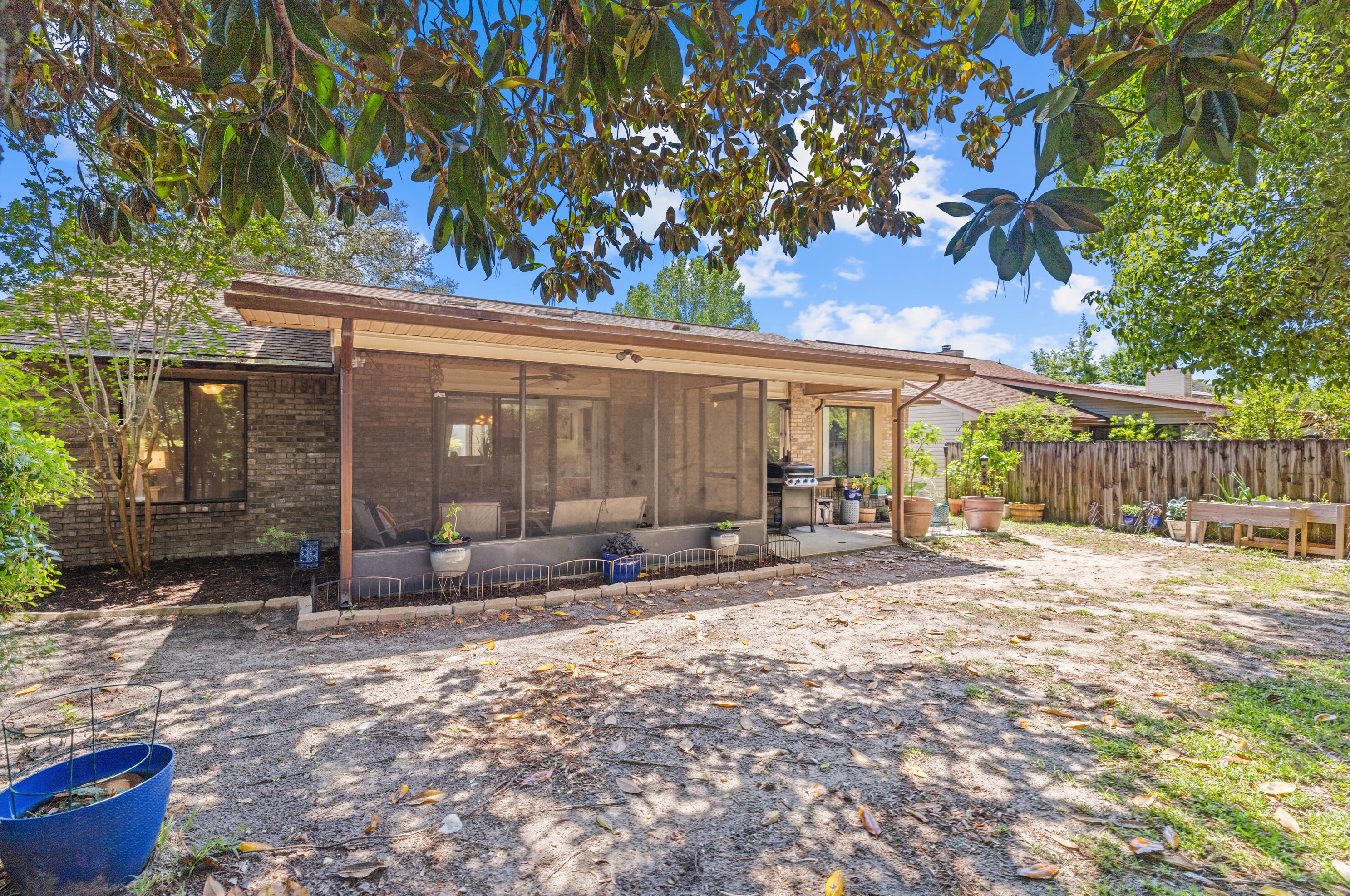353 Evergreen Ave, Niceville FL  32578-1129 exterior
