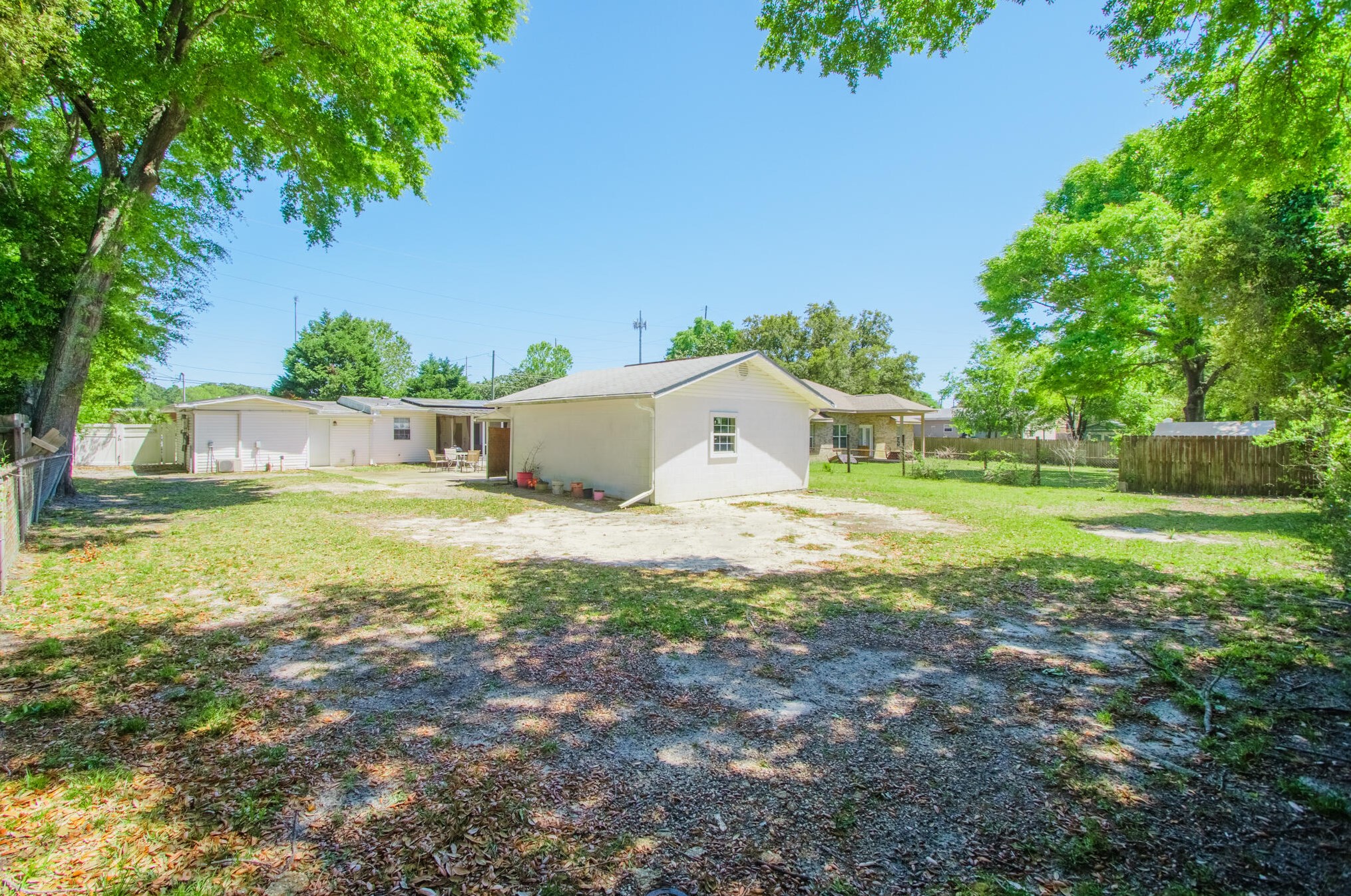 104 Wright Pkwy, Fort Walton Beach FL  32548-5208 exterior