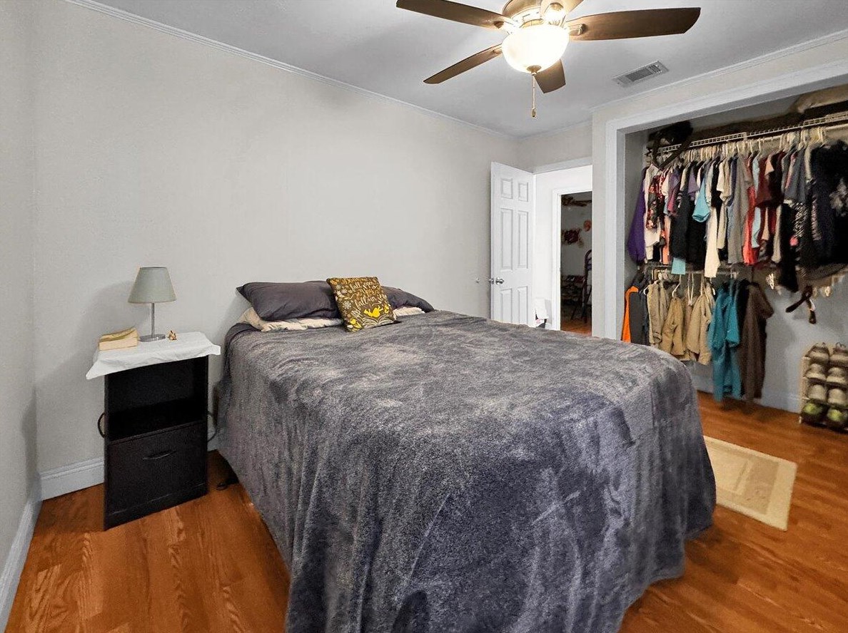 1347 Continental Dr, Pensacola FL 32506-3678 exterior