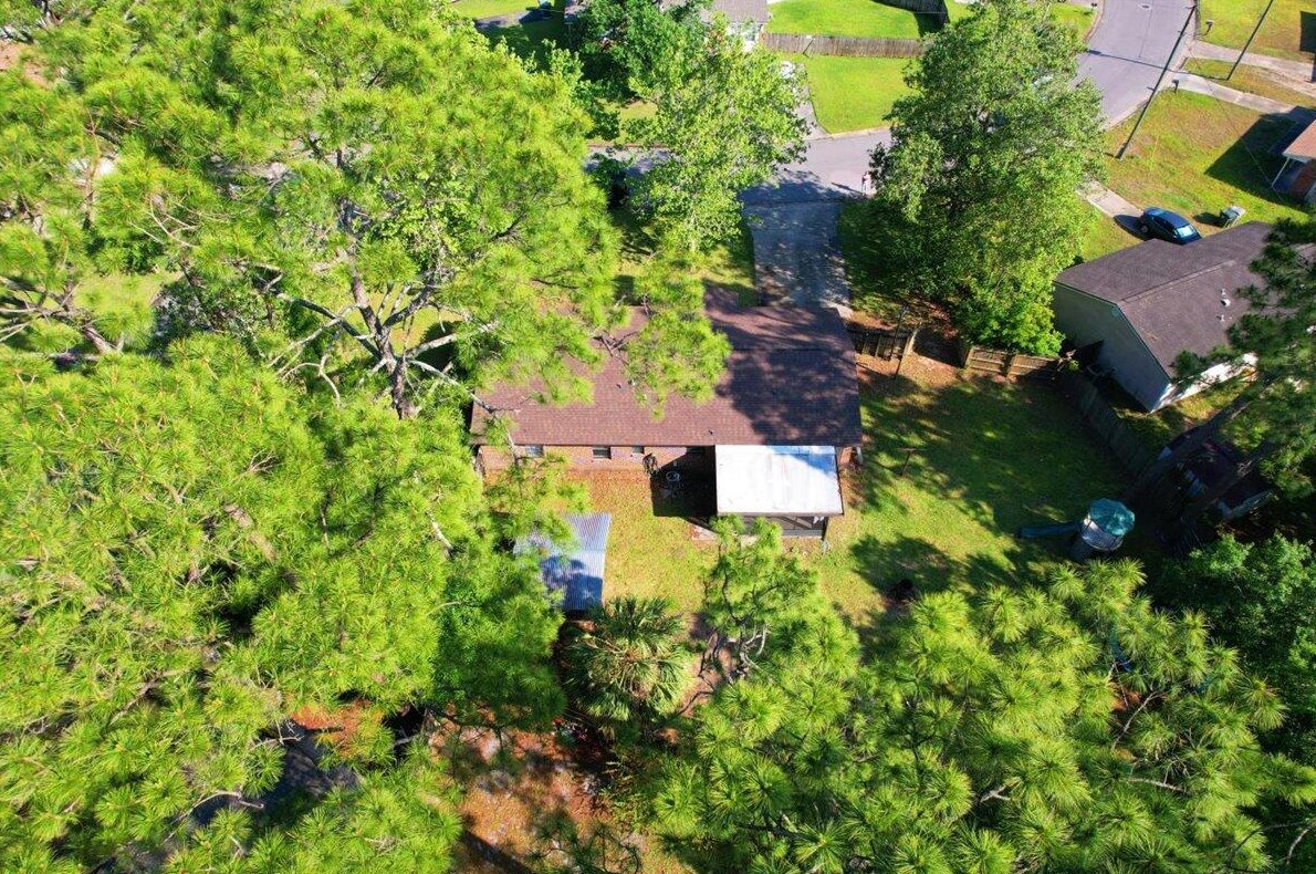 1347 Continental Dr, Pensacola FL 32506-3678 exterior