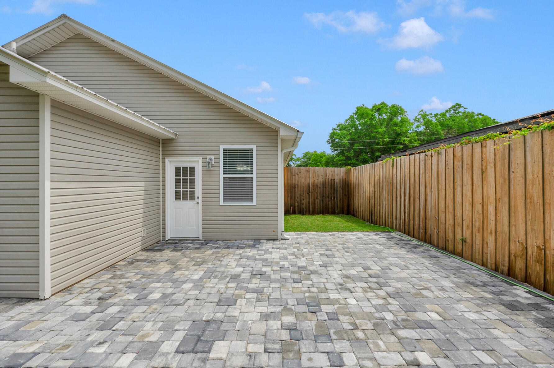 38 Virginia Ct, Niceville FL  32578-8230 exterior