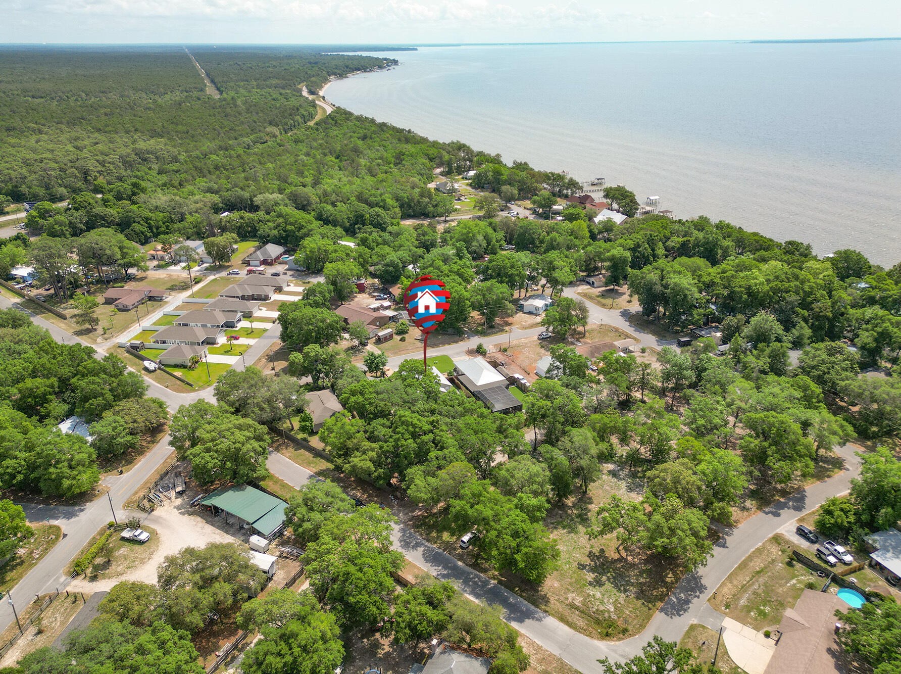 38 Virginia Ct, Niceville FL  32578-8230 exterior