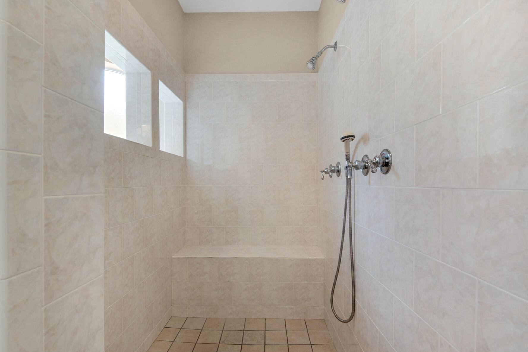 8003 Legend Crk Dr, Destin FL 32550-4893 exterior