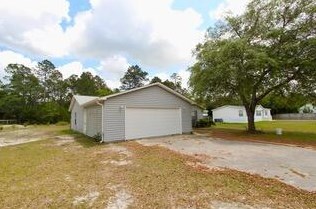 64 Florida Pl, Freeport, FL 32439-6122