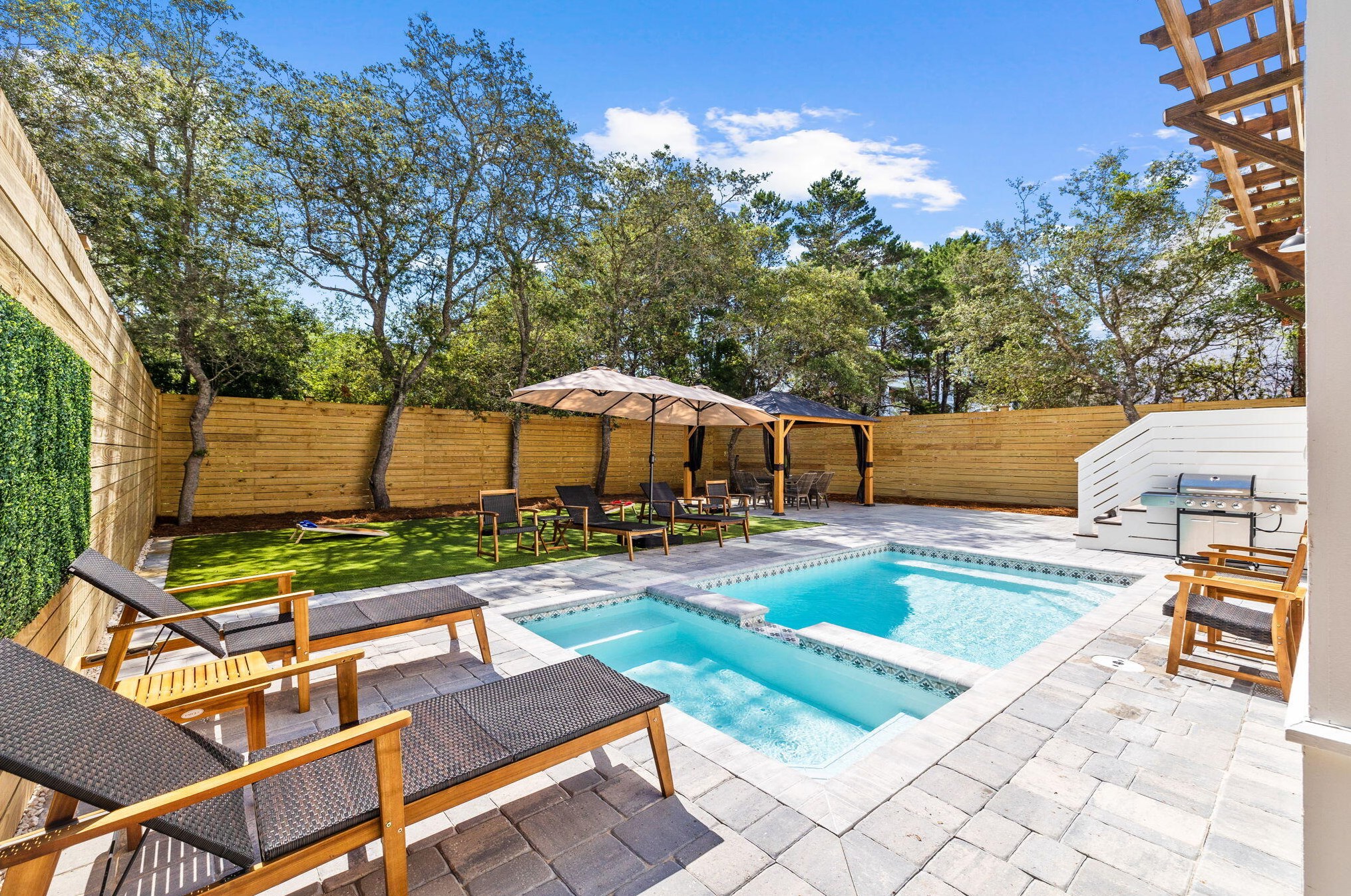 96 Dalton Dr, Santa Rosa Beach FL  32459-6626 exterior