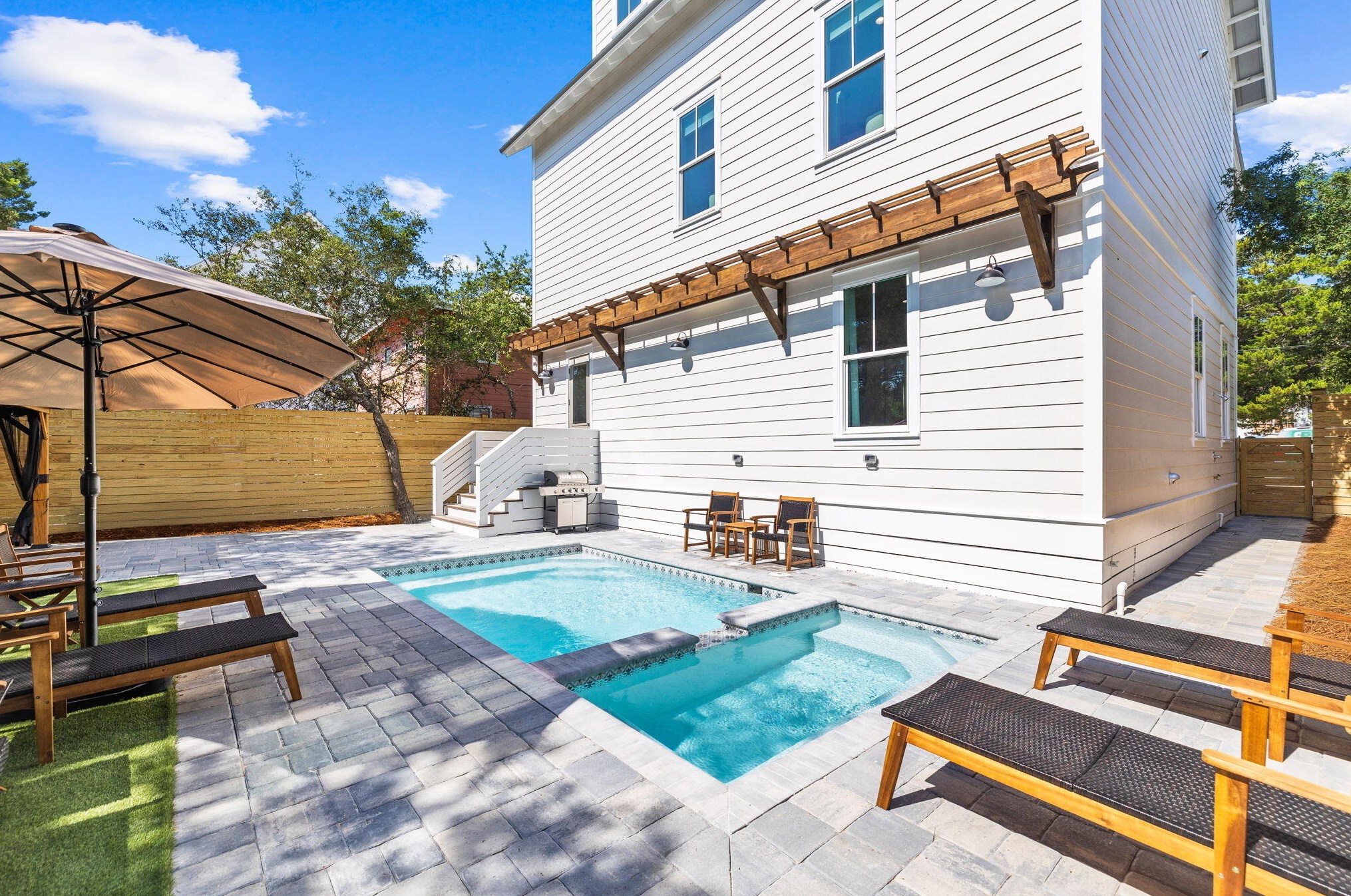 96 Dalton Dr, Santa Rosa Beach FL  32459-6626 exterior