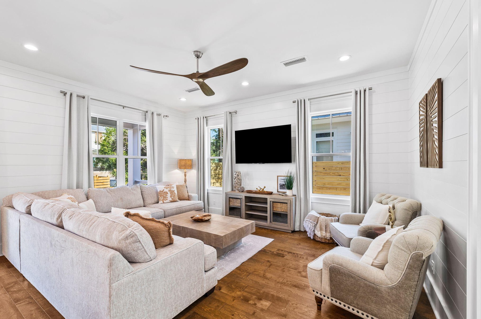 96 Dalton Dr, Santa Rosa Beach FL  32459-6626 exterior