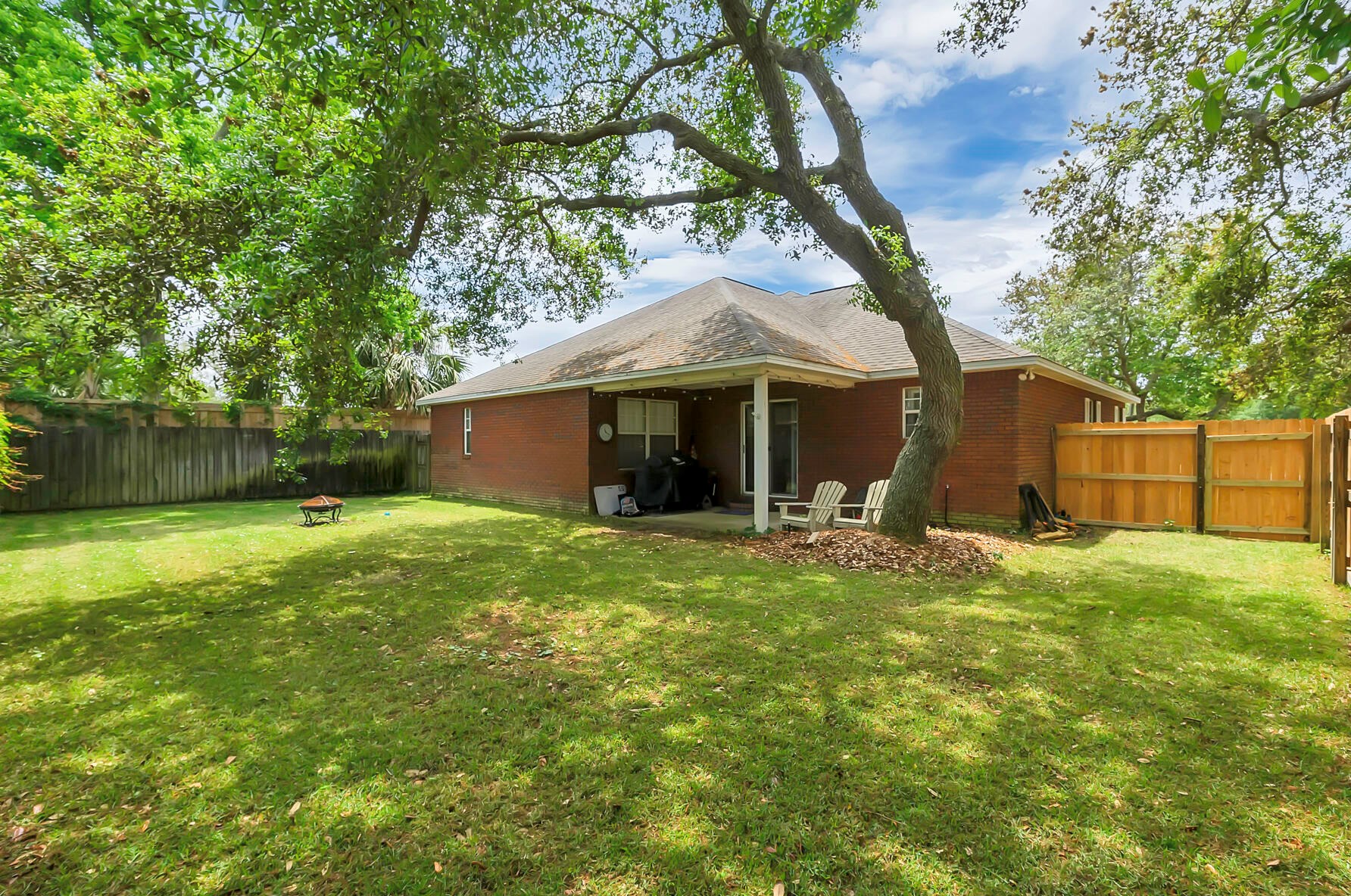 803 Lakeside Dr, Destin FL 32541-2039 exterior