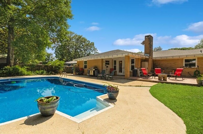 14 Cambridge Ave, Fort Walton Beach FL  32547-1725 exterior