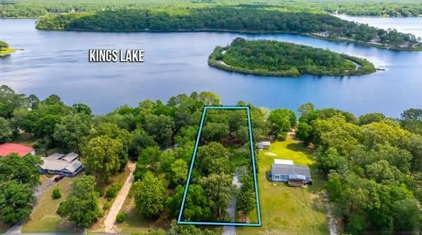 378 Bell Dr, Defuniak Springs, FL 32433-7194