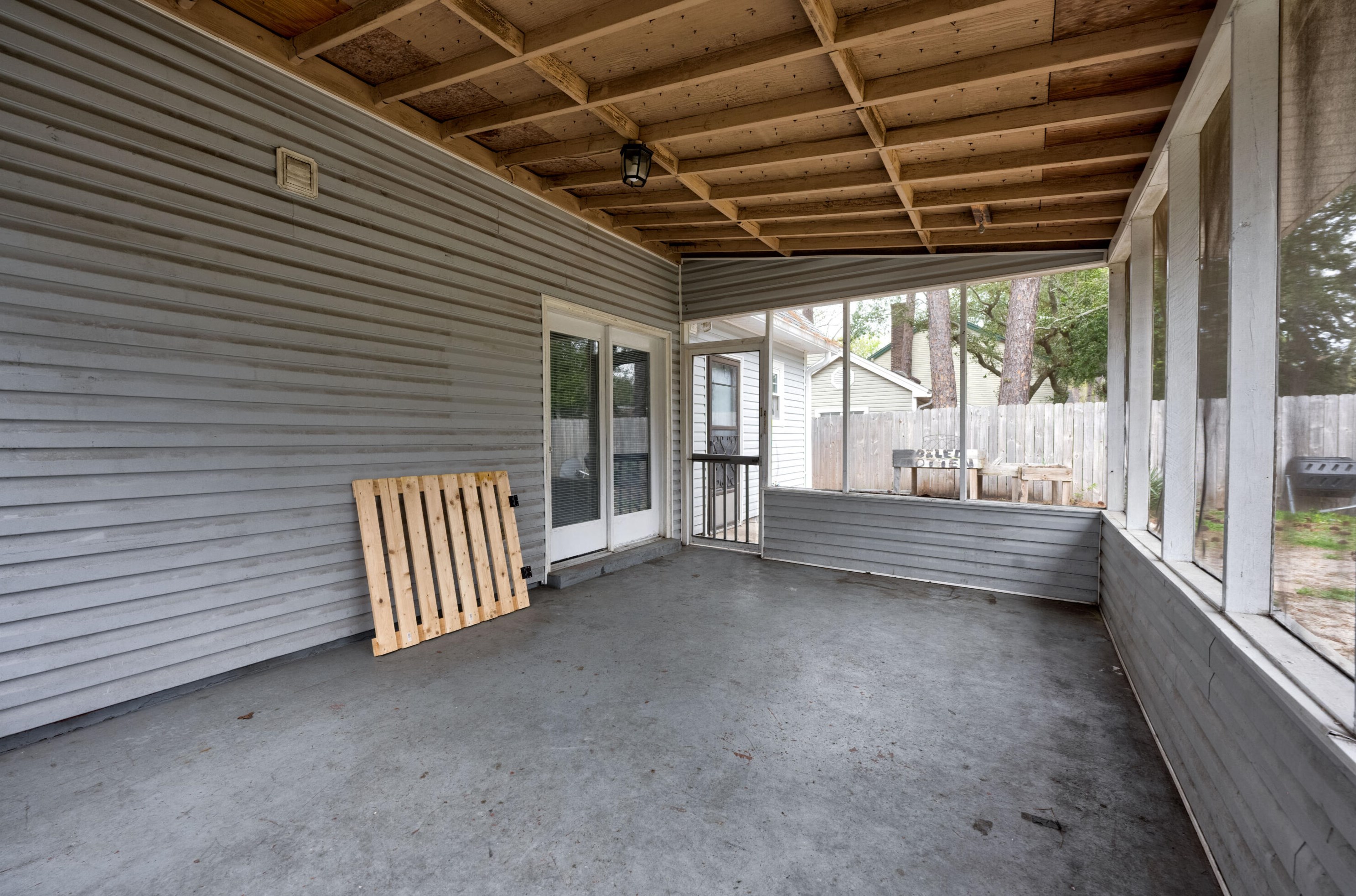 621 Lloyd St, Fort Walton Beach FL 32547-7121 exterior