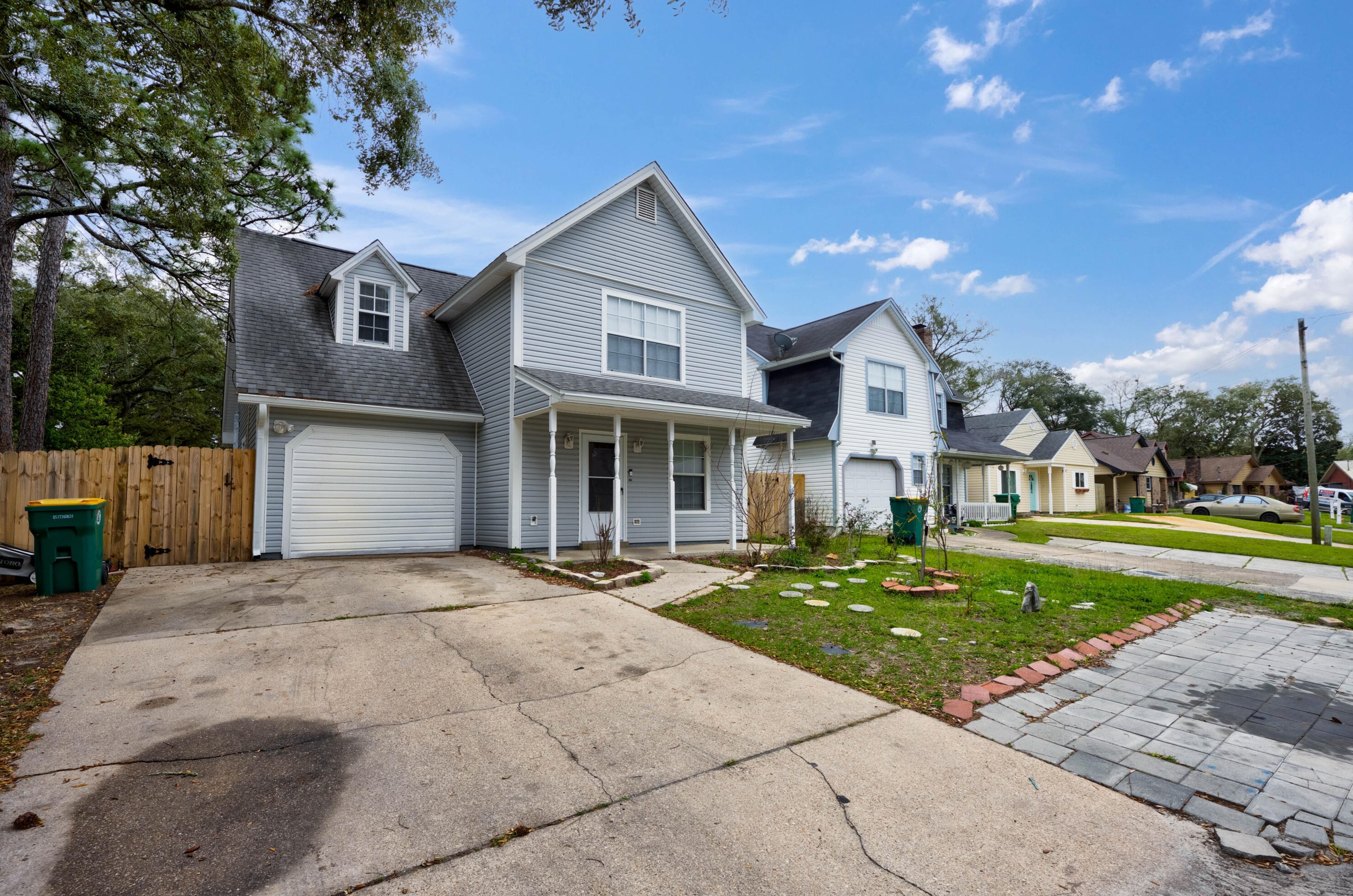 621 Lloyd St, Fort Walton Beach FL 32547-7121 exterior