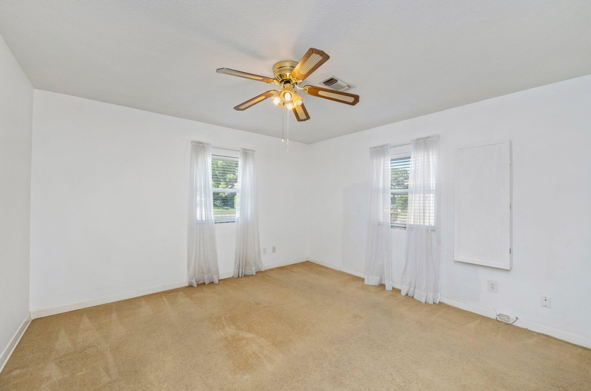 318 Oakland Cir, Fort Walton Beach FL  32548-4622 exterior