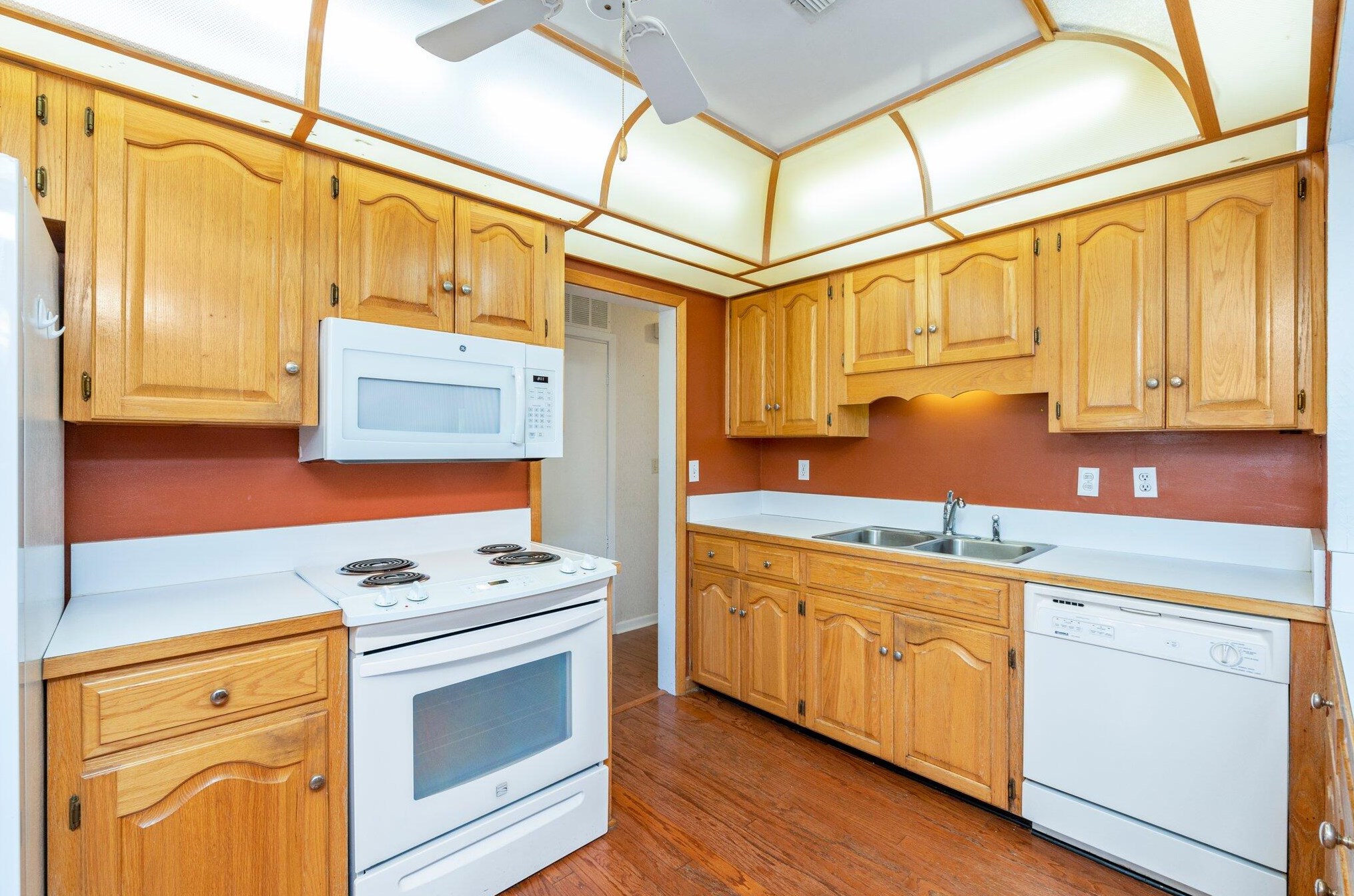 318 Oakland Cir, Fort Walton Beach FL  32548-4622 exterior