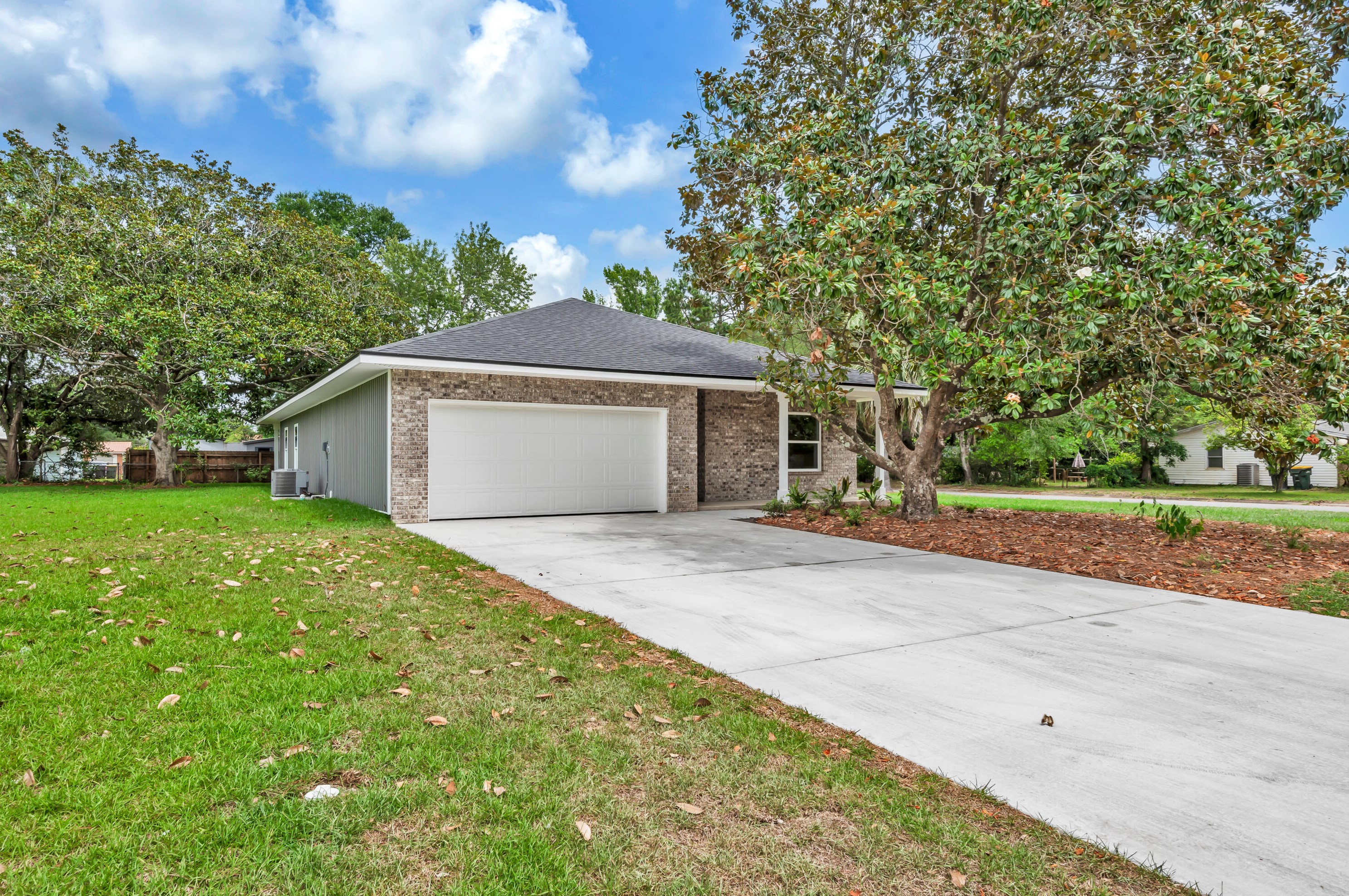 23 Nw Deal Ave Nw, Fort Walton Beach, FL 32548