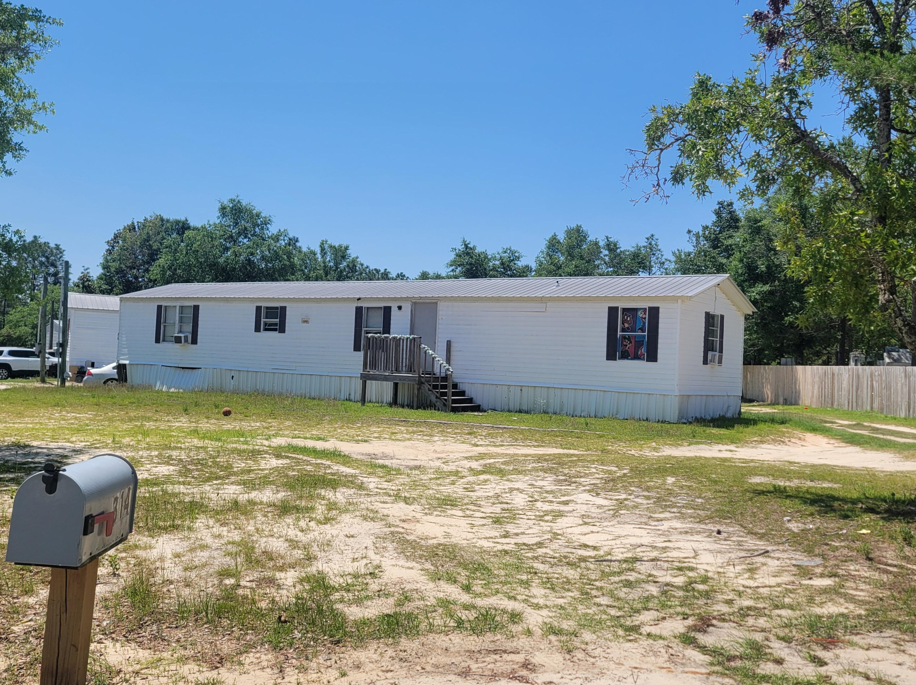 314 Leonardo Ln, Defuniak Springs, FL 32433-4740
