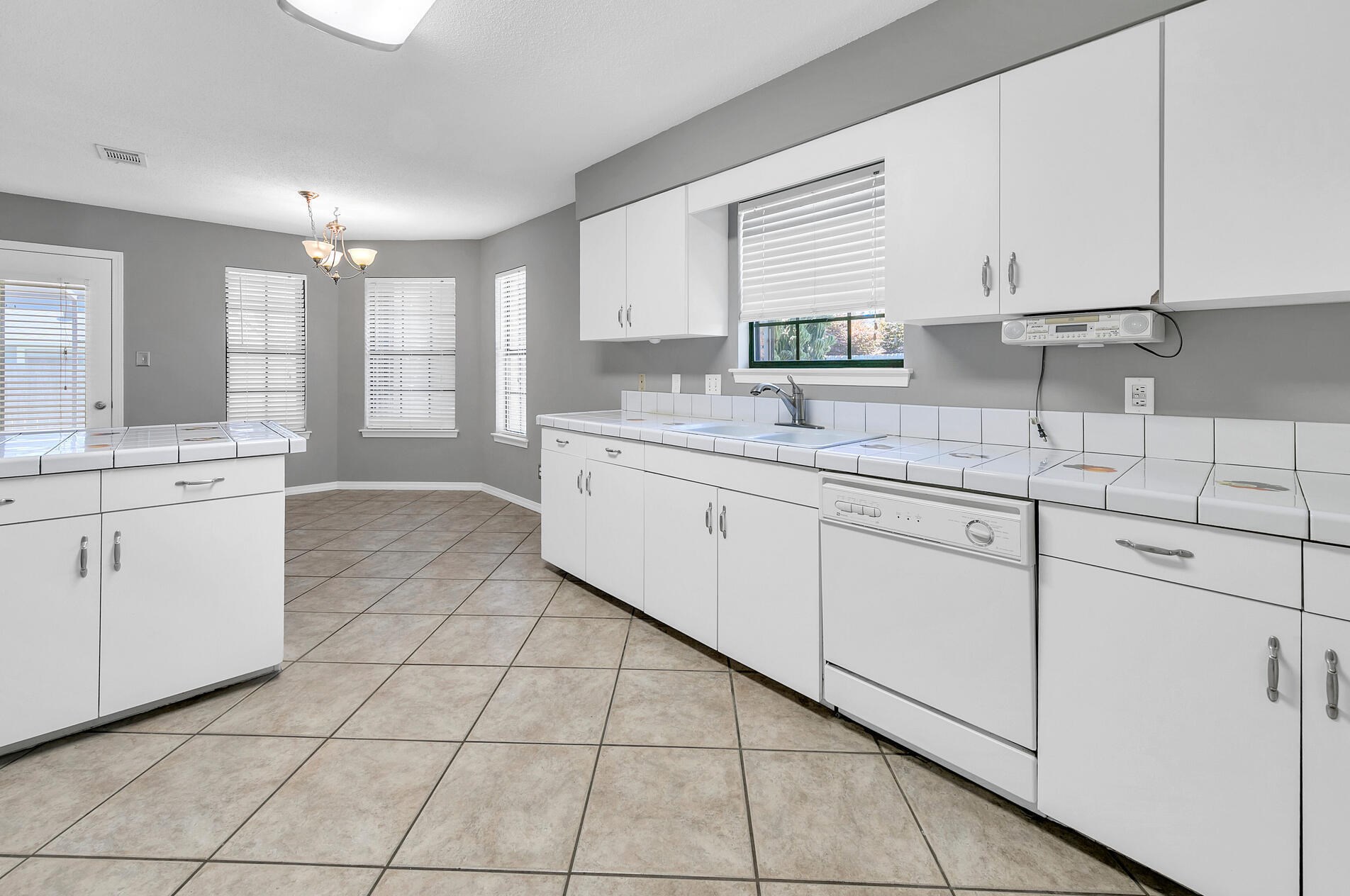 326 Sailfish Cir, Destin FL 32541-2249 exterior