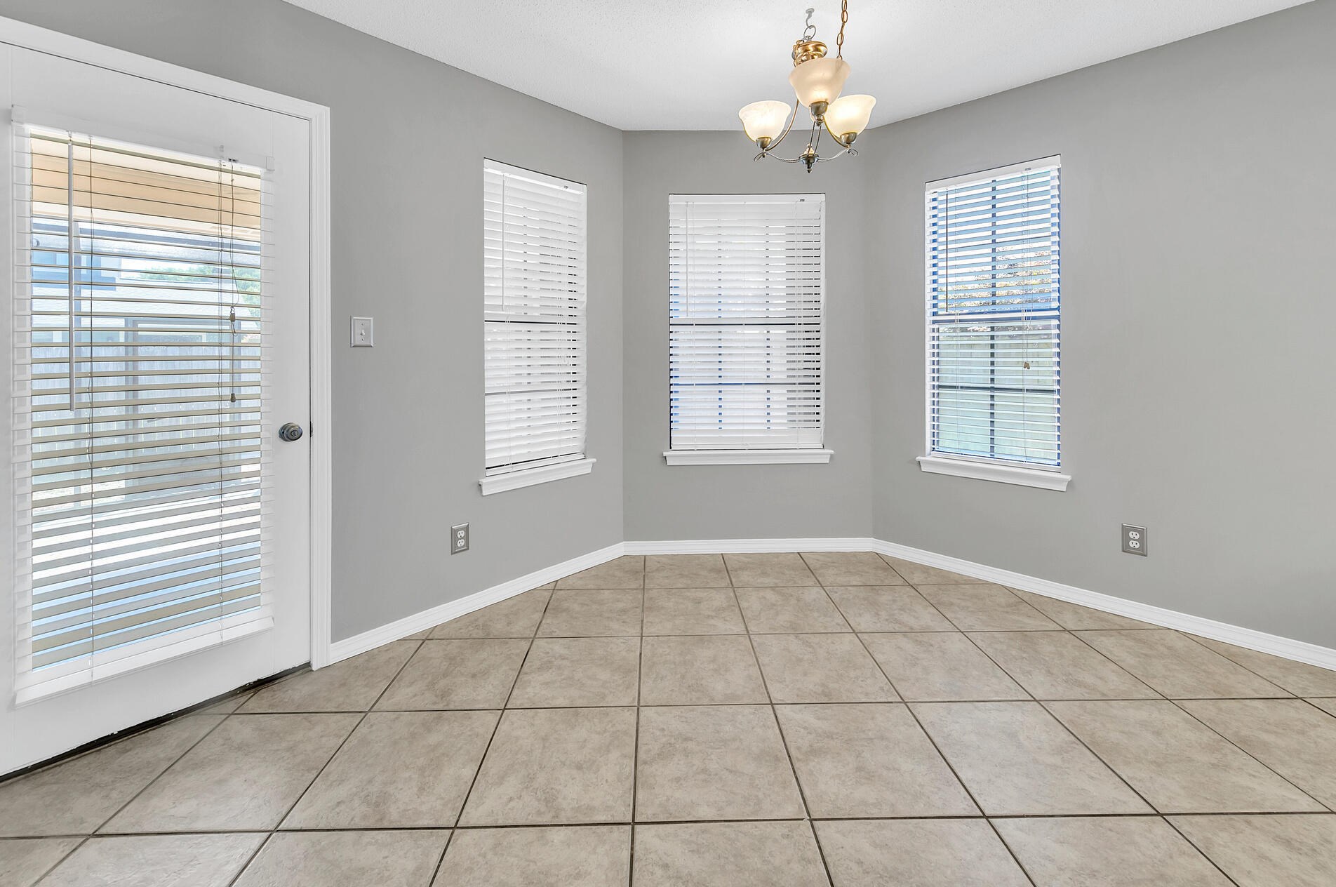 326 Sailfish Cir, Destin FL 32541-2249 exterior