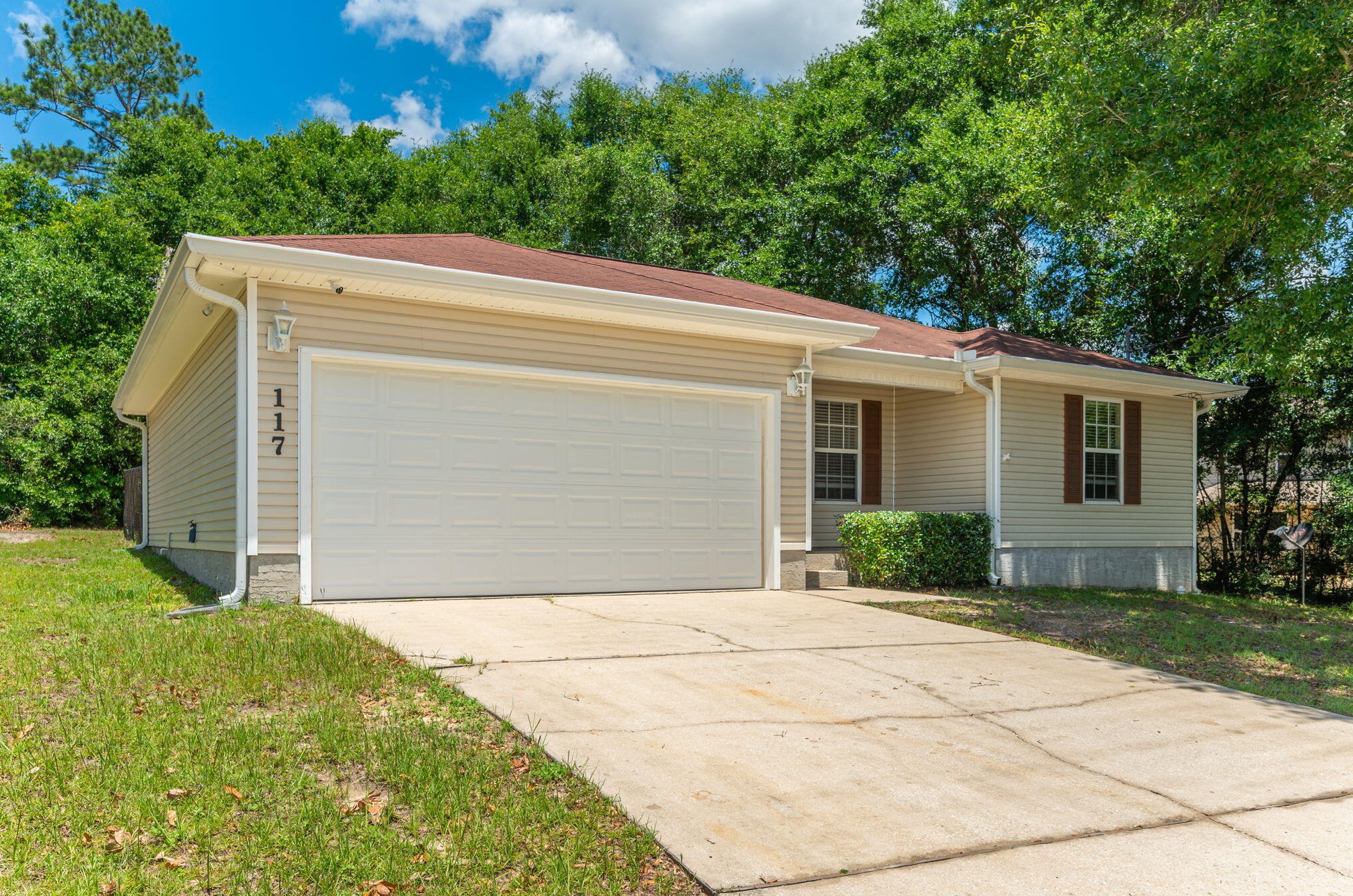 117 Split Creek Dr, Crestview, FL 32539-3010