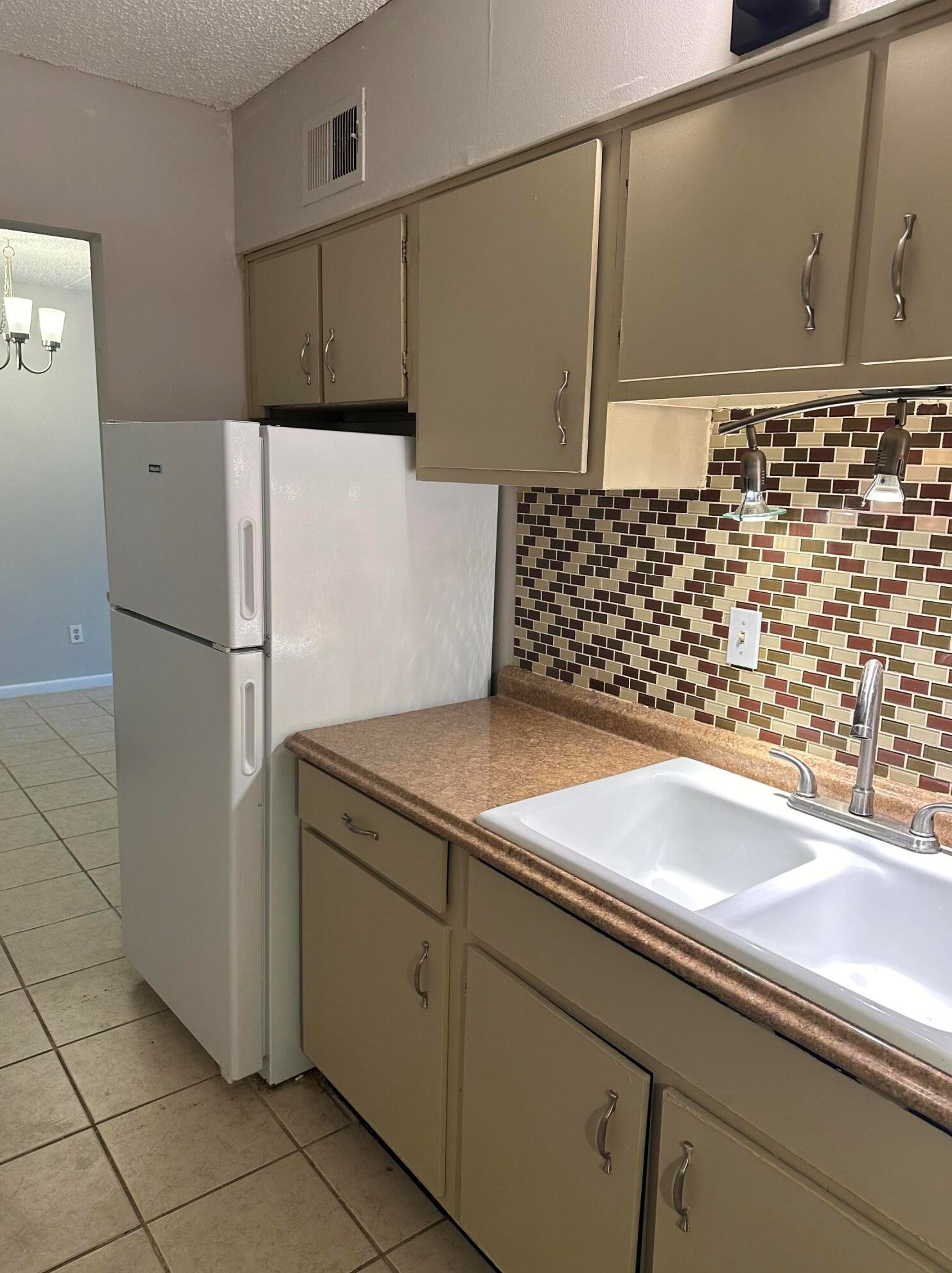 209 W Miracle Strip Parkway W #d304, Mary Esther, FL 32569